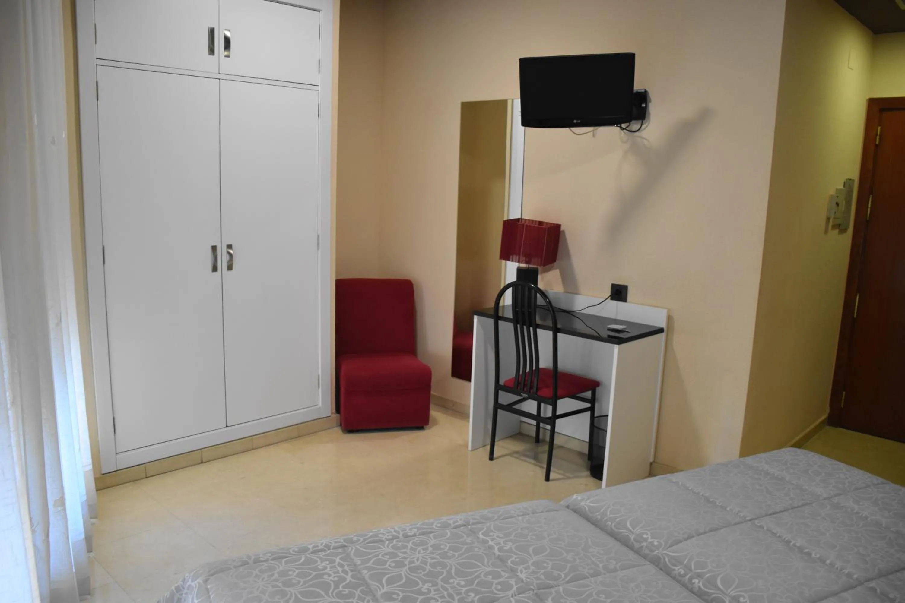 Bedroom, Bed in Hotel Navarro