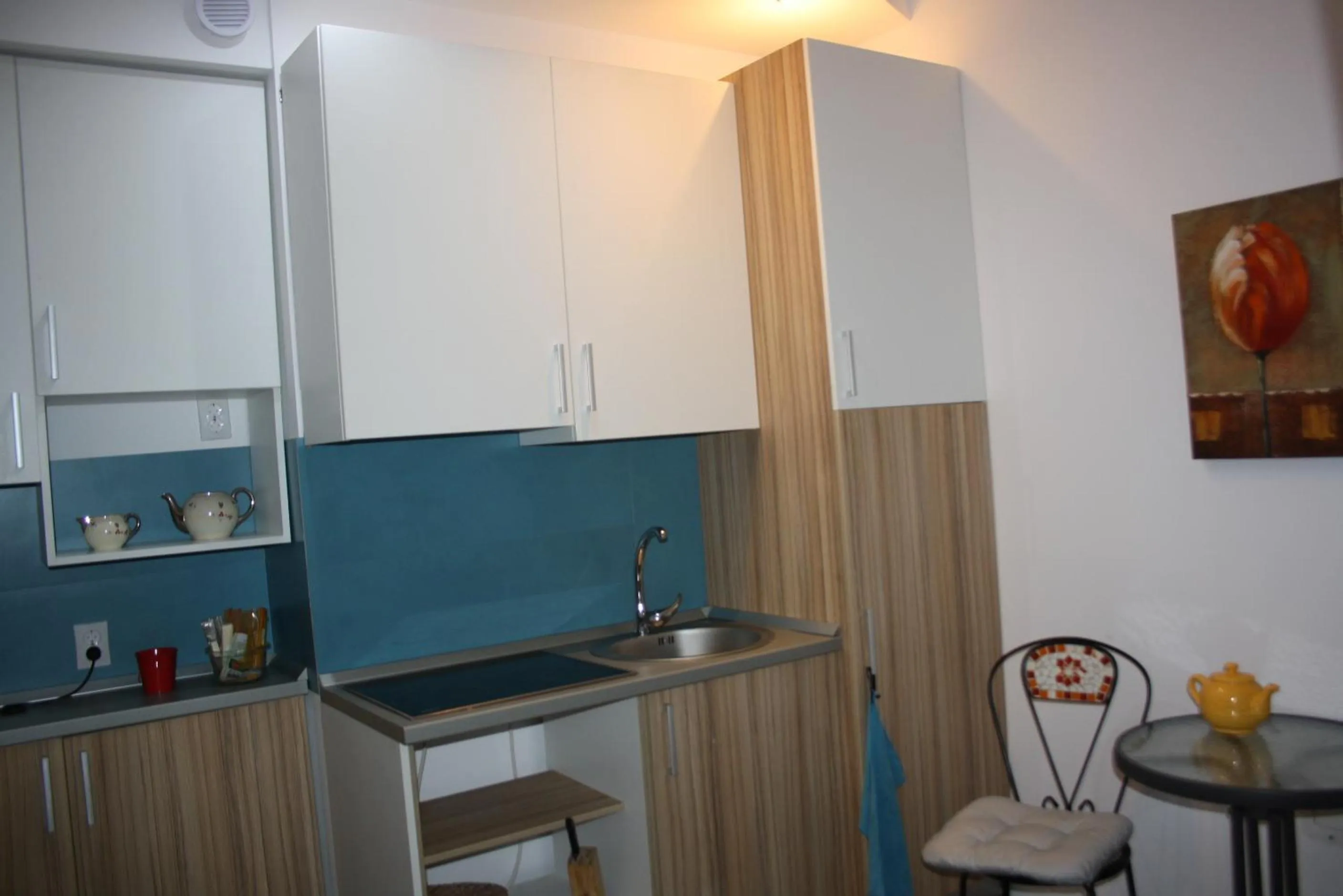 Kitchen or kitchenette in Retro Hostel