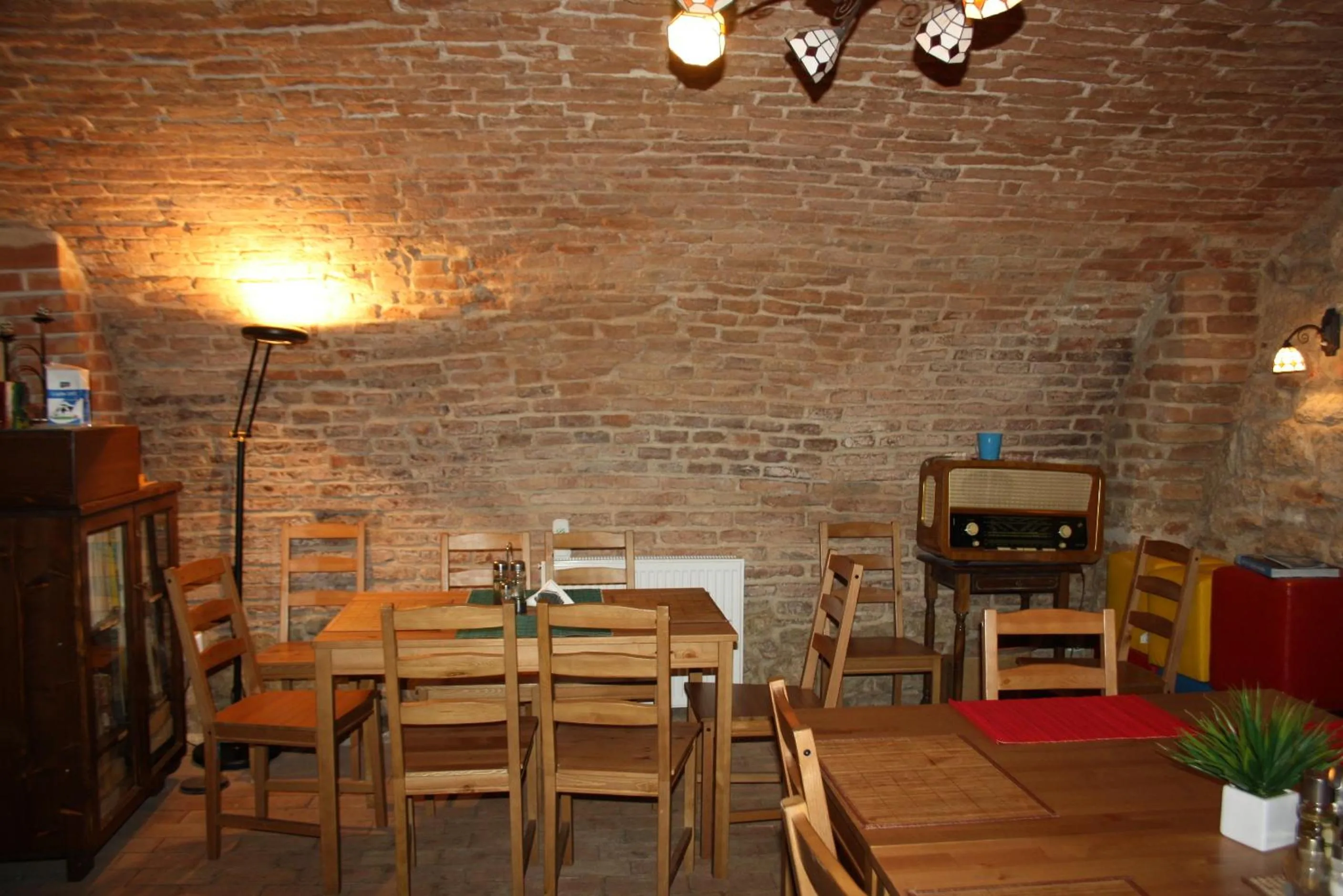 Communal lounge/ TV room in Retro Hostel