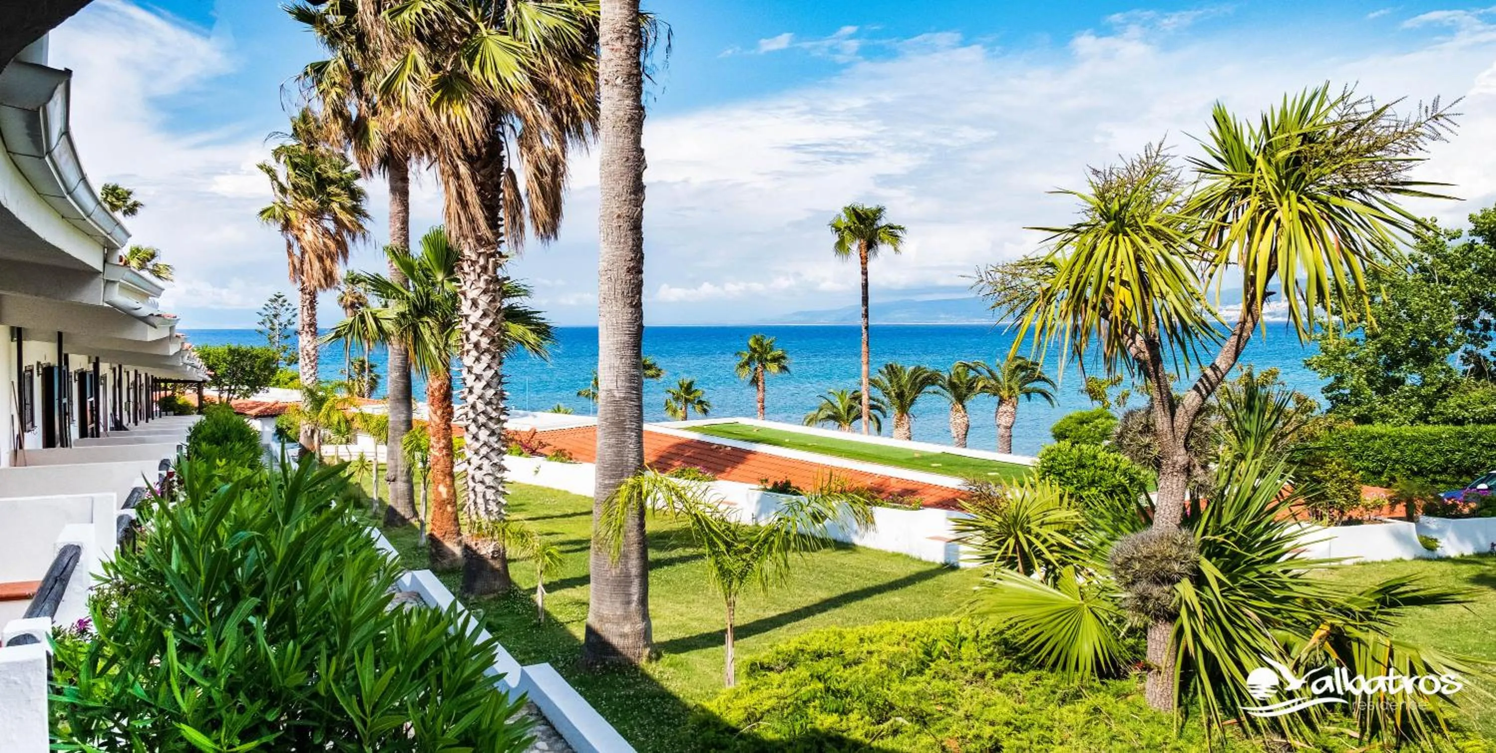 Garden view in Residence Albatros