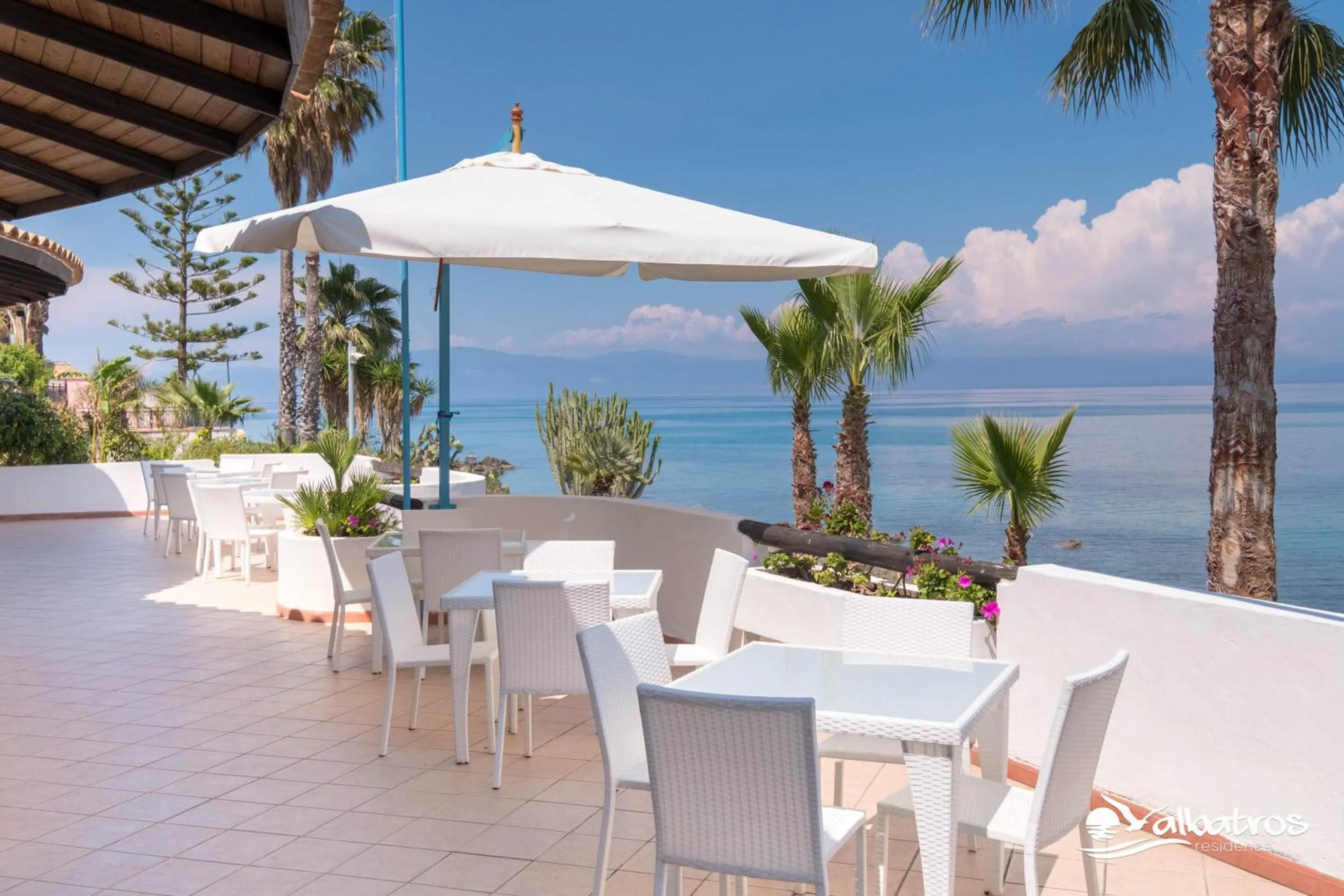 Restaurant/places to eat in Residence Albatros