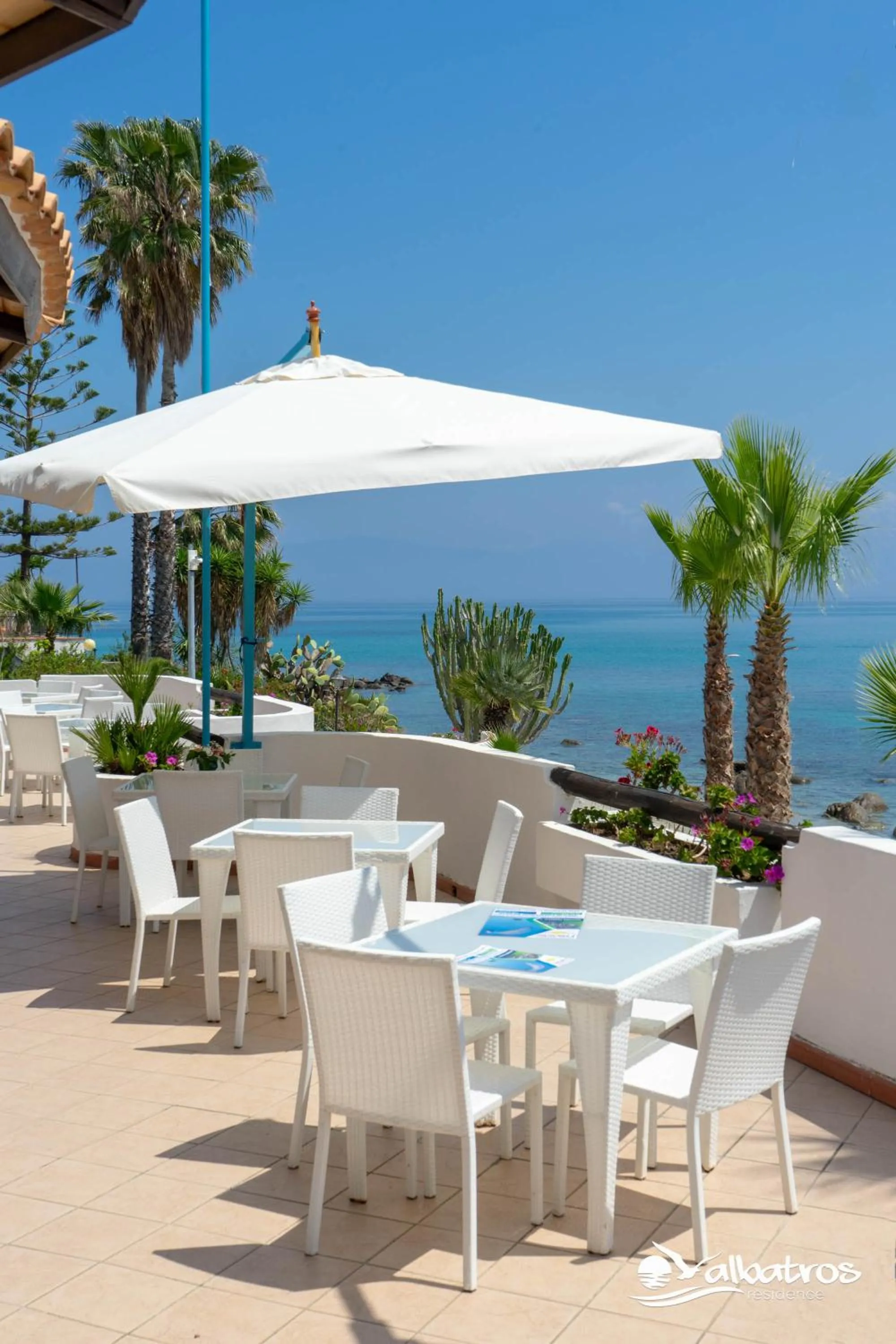 Restaurant/places to eat in Residence Albatros