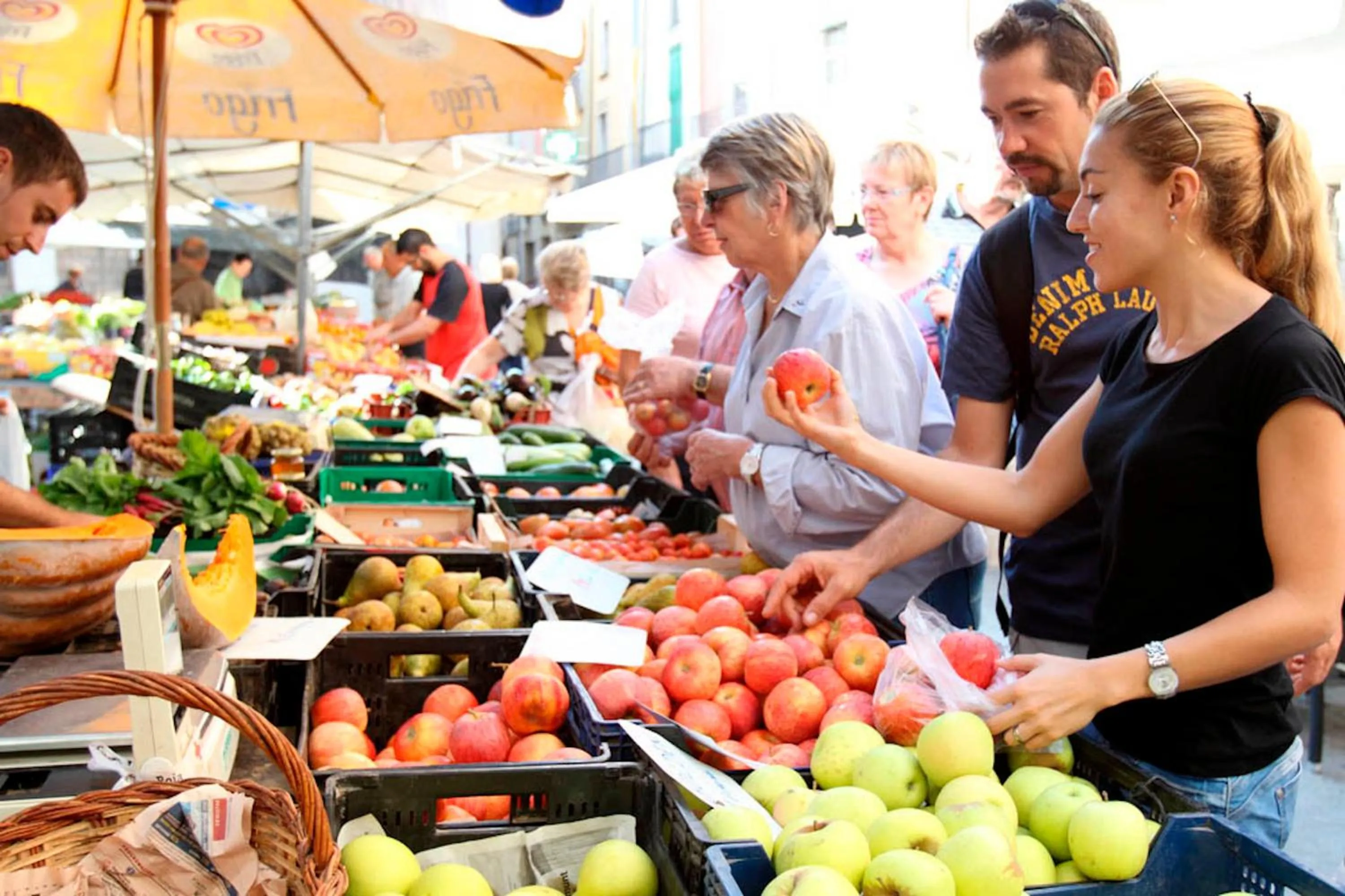 Shopping Area in Hotel Nereida