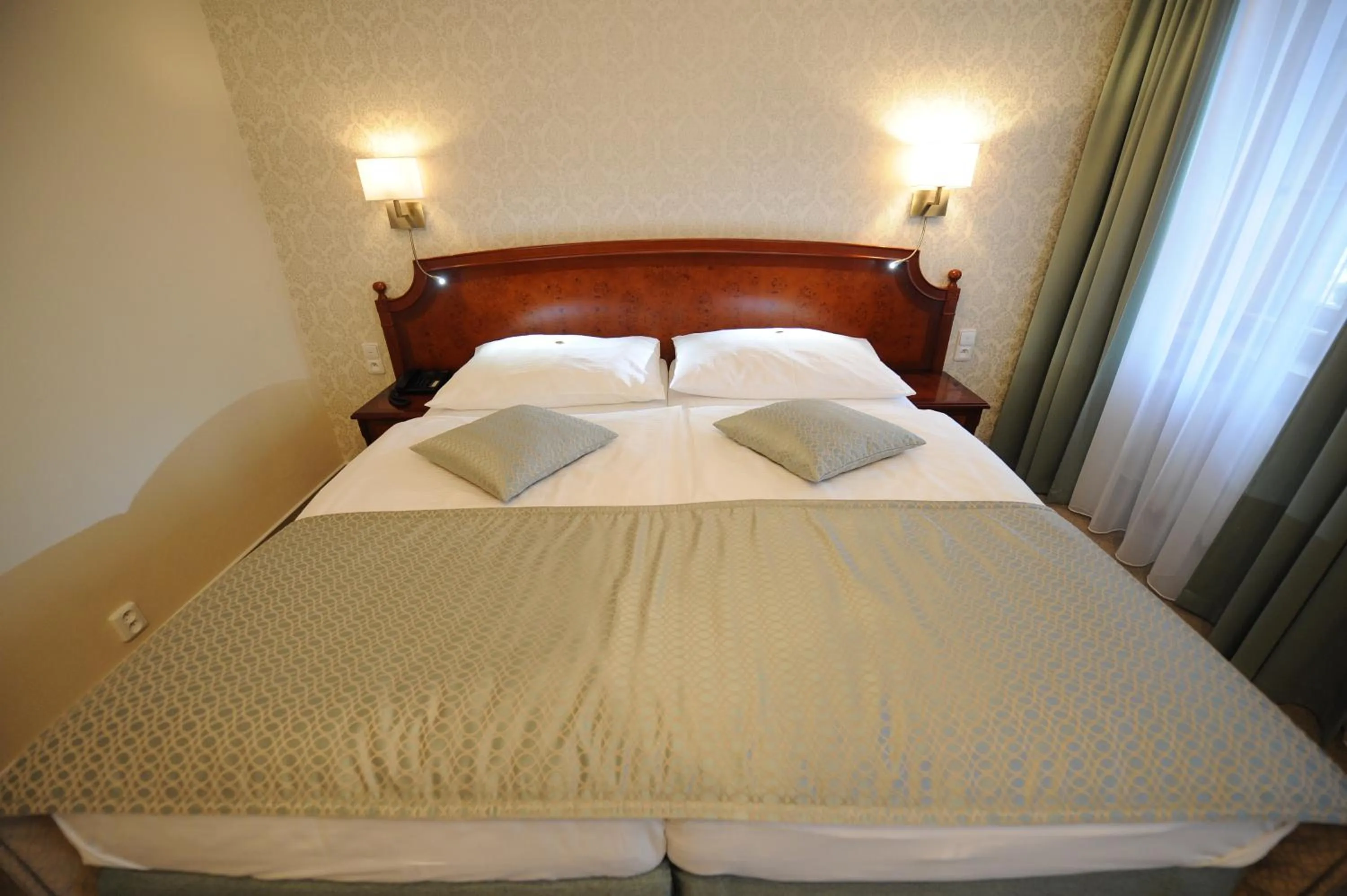 Bed in Hotel Prince de Ligne