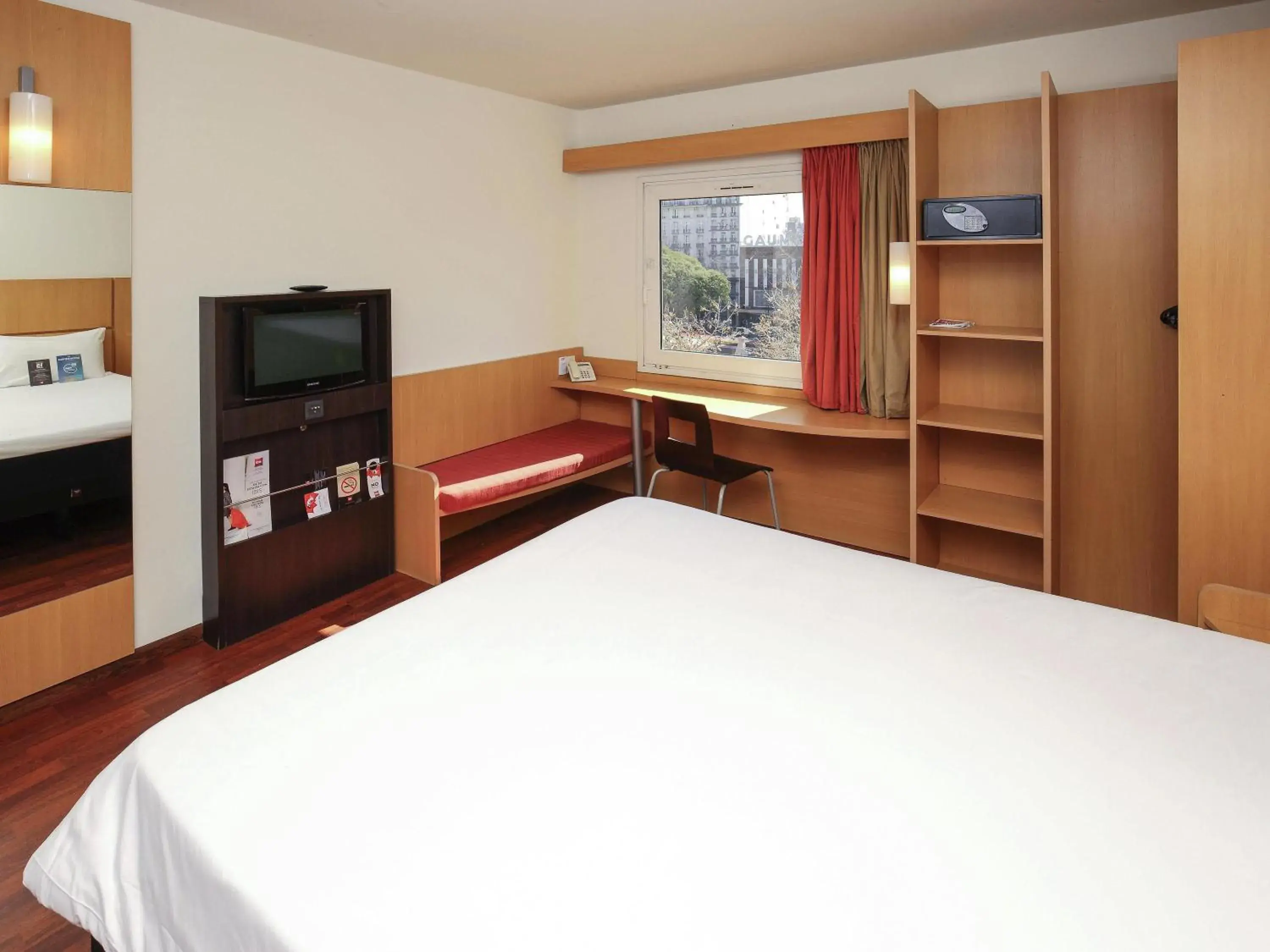Property building, Bed in ibis Buenos Aires Congreso Property building, Bed in ibis Buenos Aires Congreso