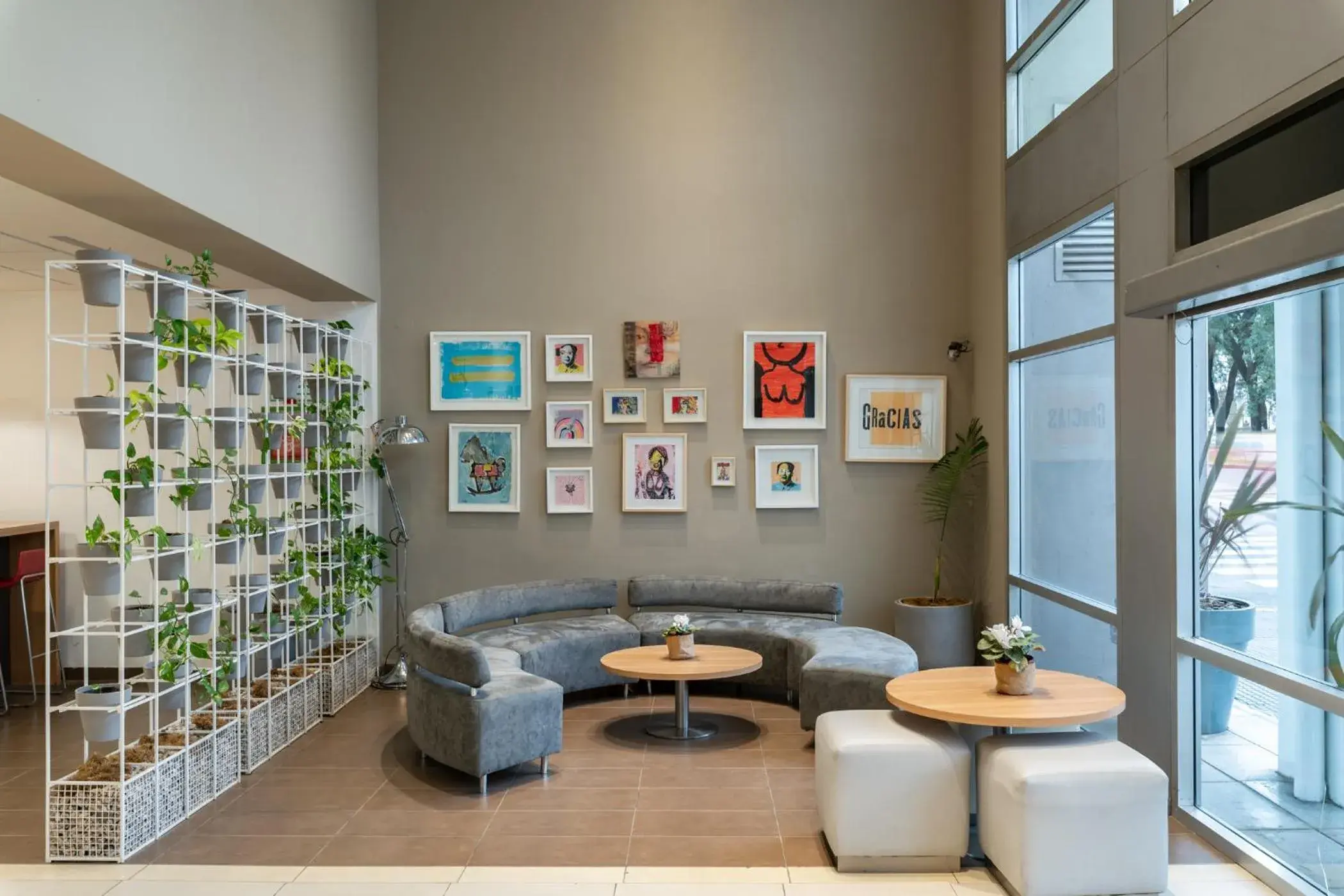 Property building in ibis Buenos Aires Congreso Property building in ibis Buenos Aires Congreso