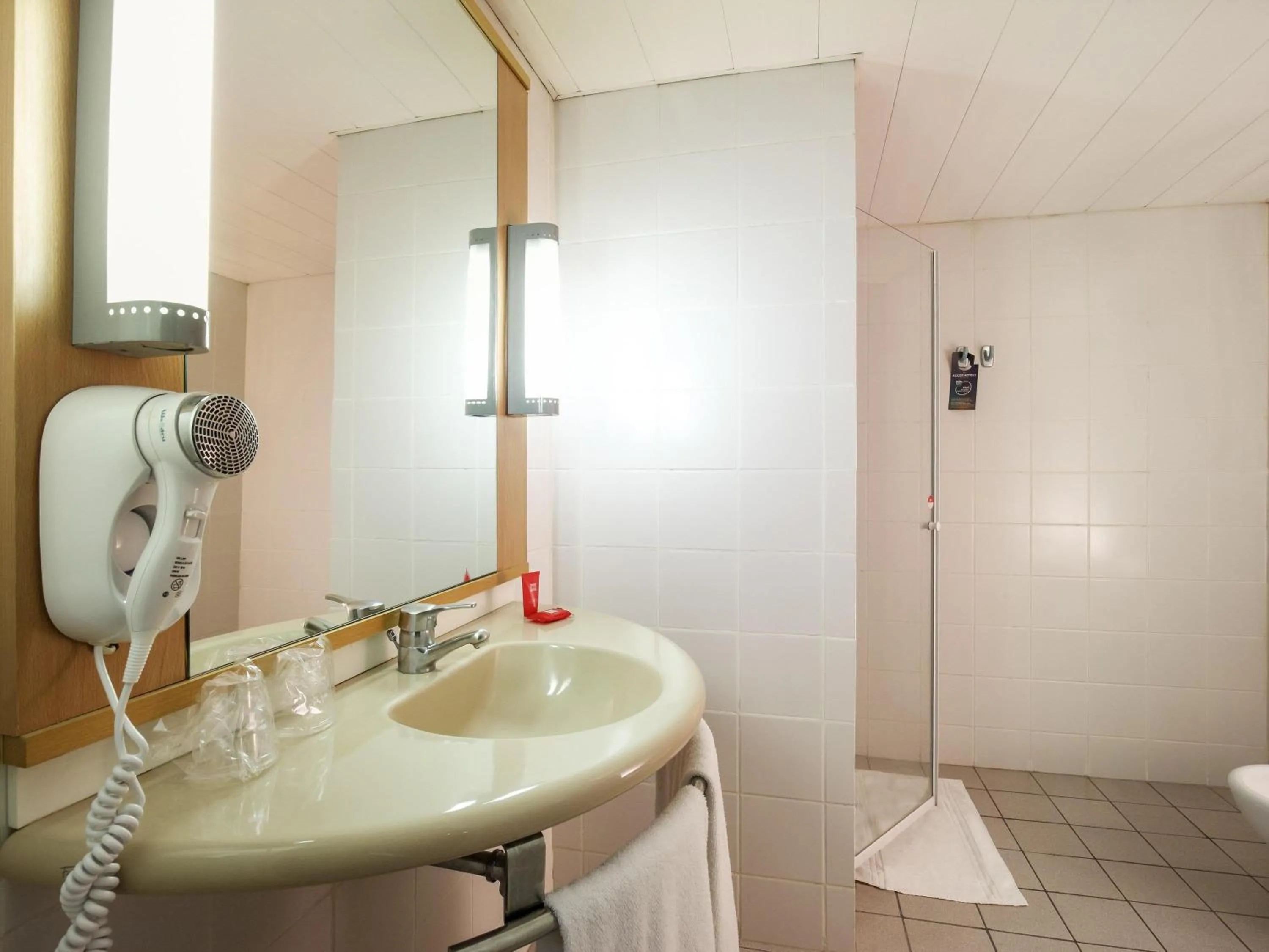 Bedroom in ibis Buenos Aires Congreso