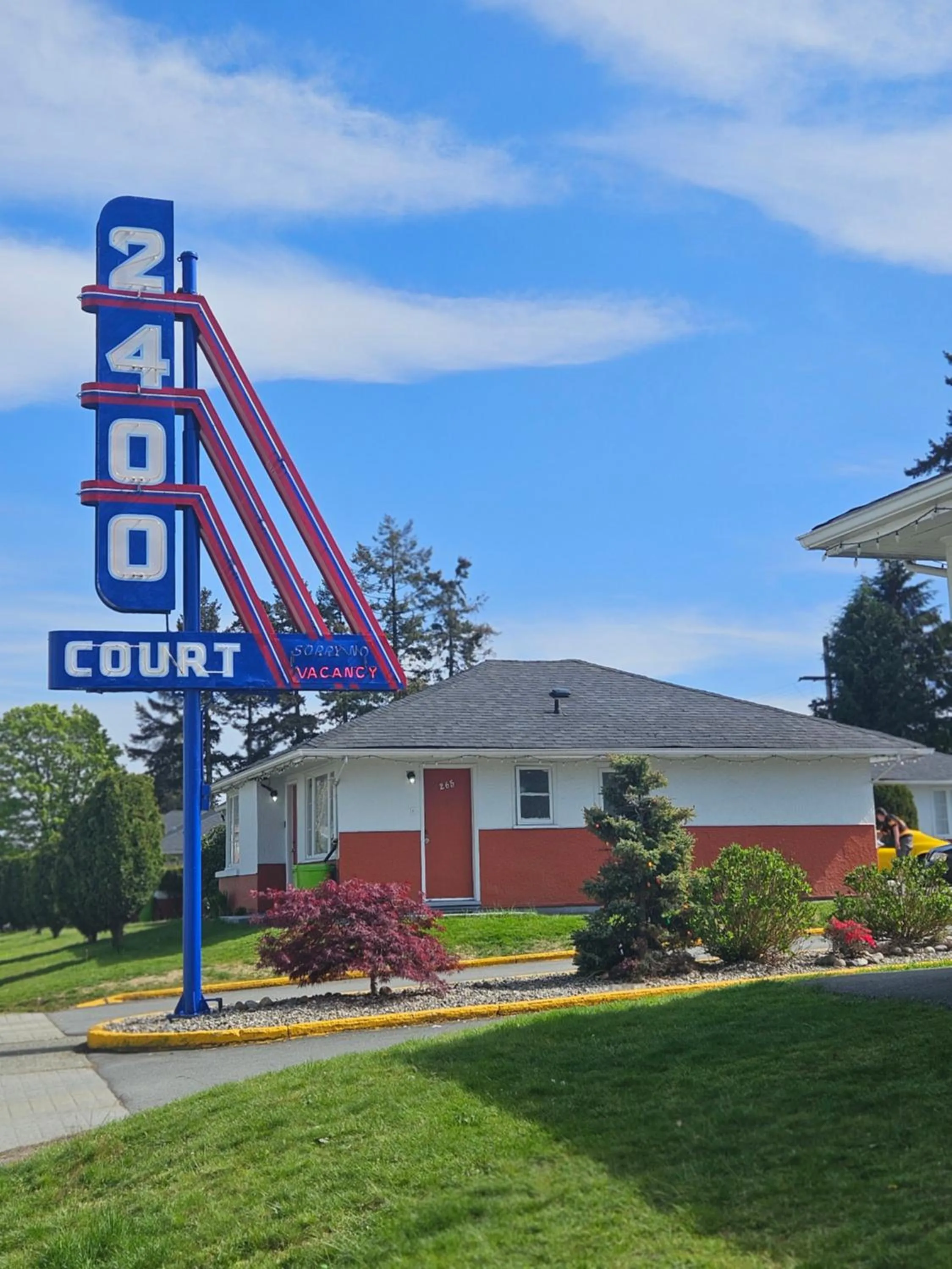 Property building in 2400 Motel