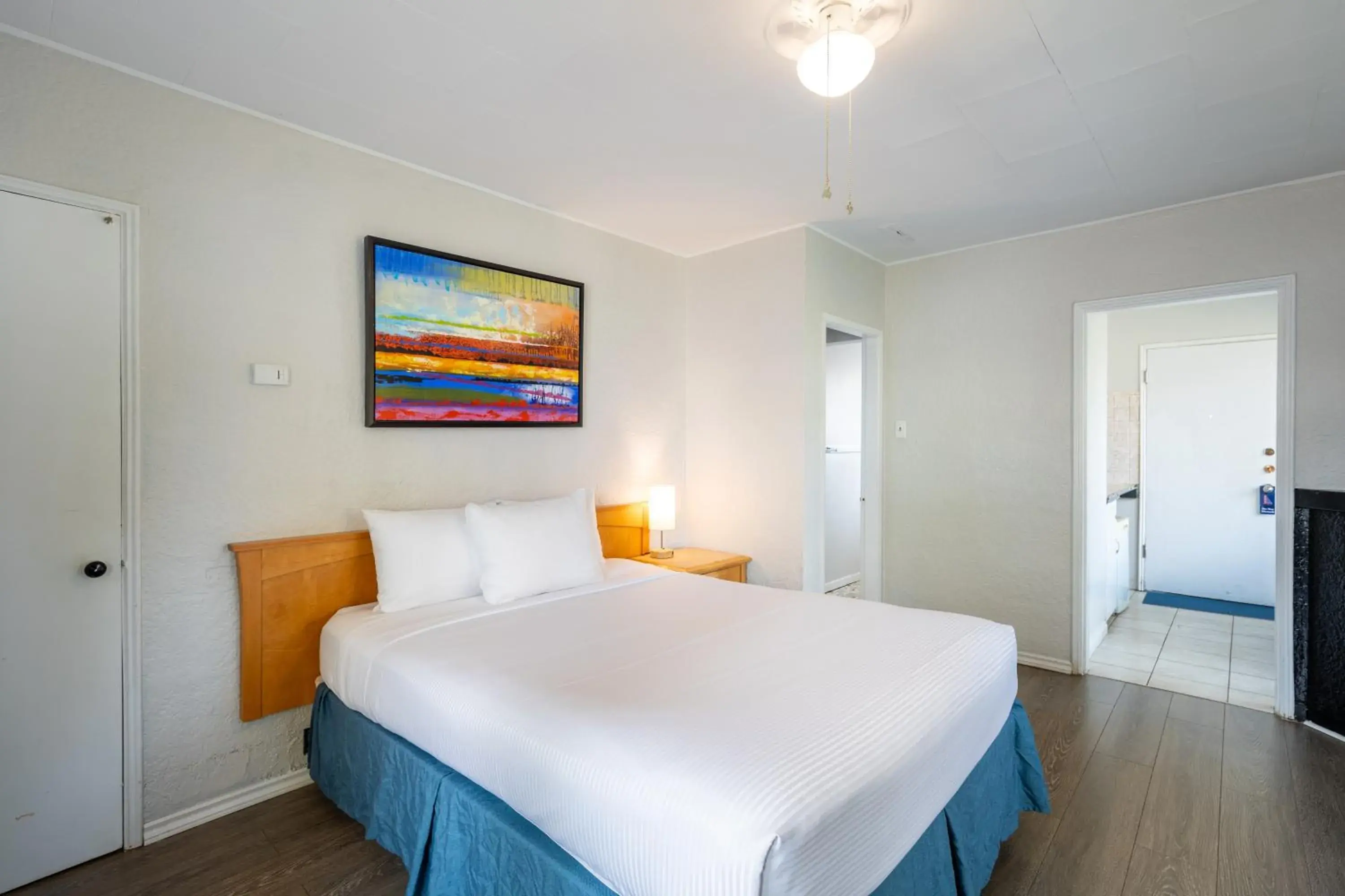 Bed in 2400 Motel Bed in 2400 Motel