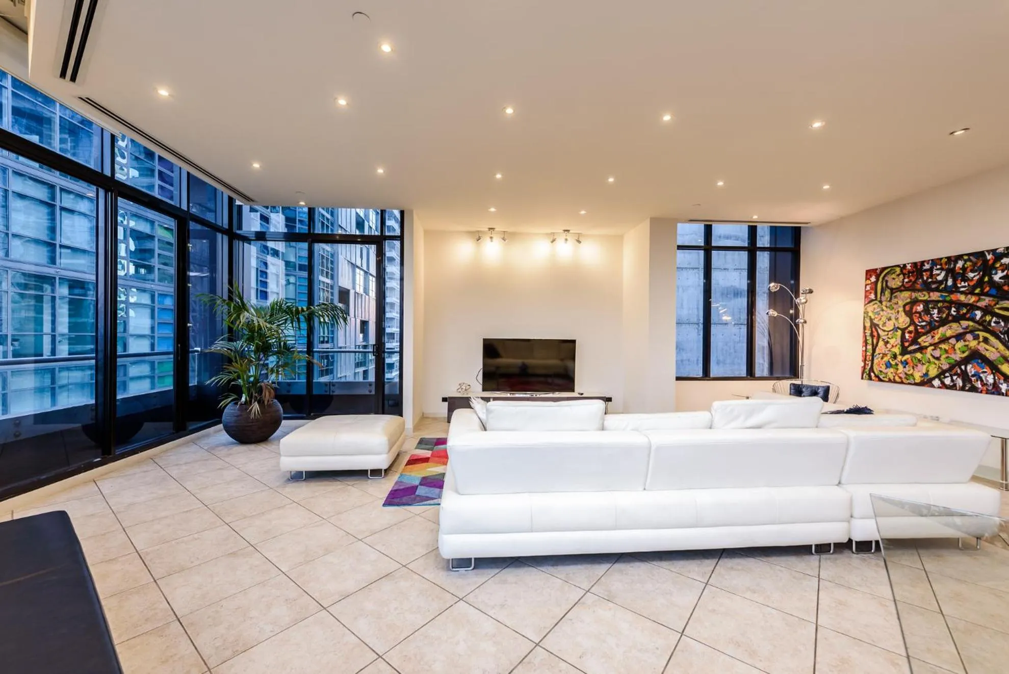 Exclusive Stays - Gallery Penthouse