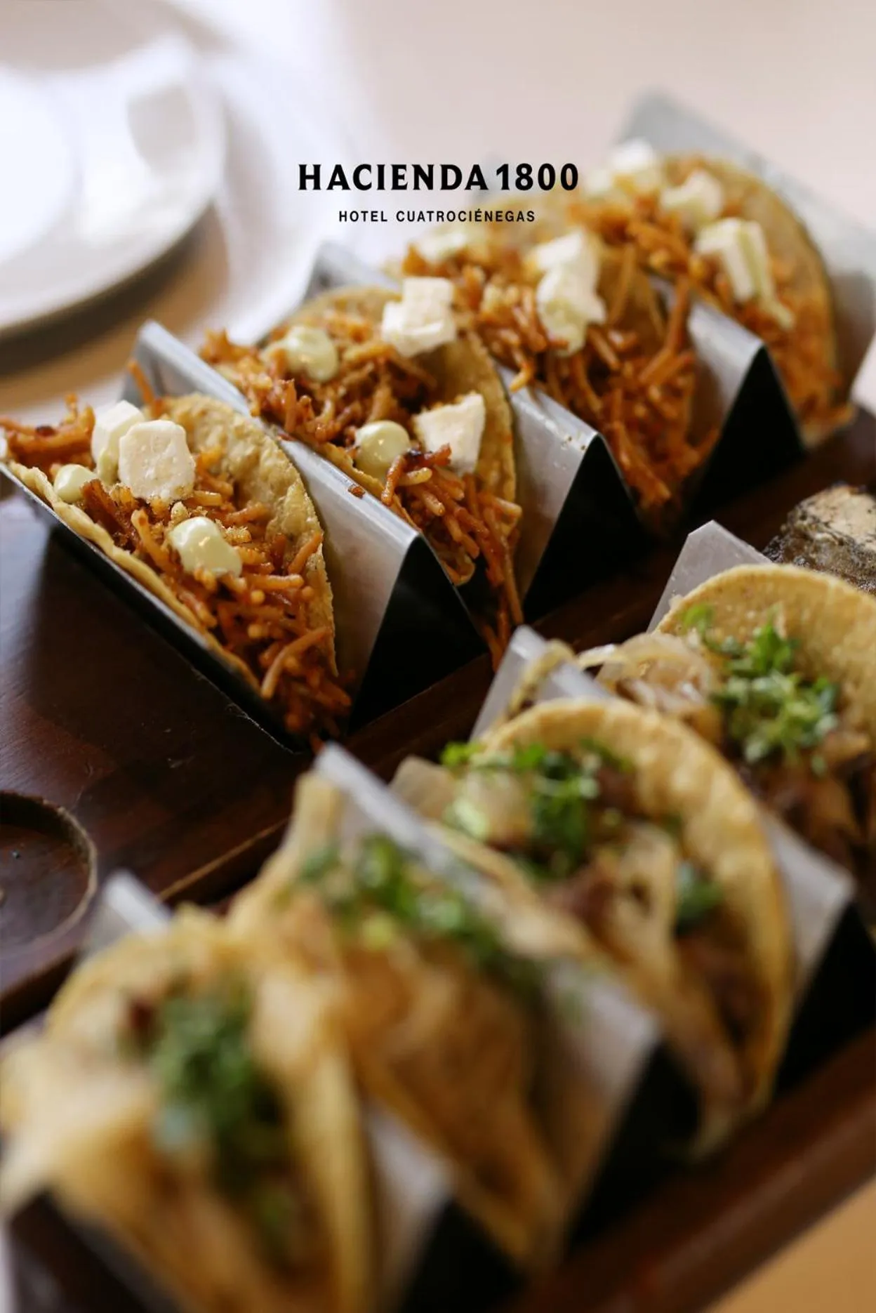 Restaurant/places to eat in Hacienda 1800