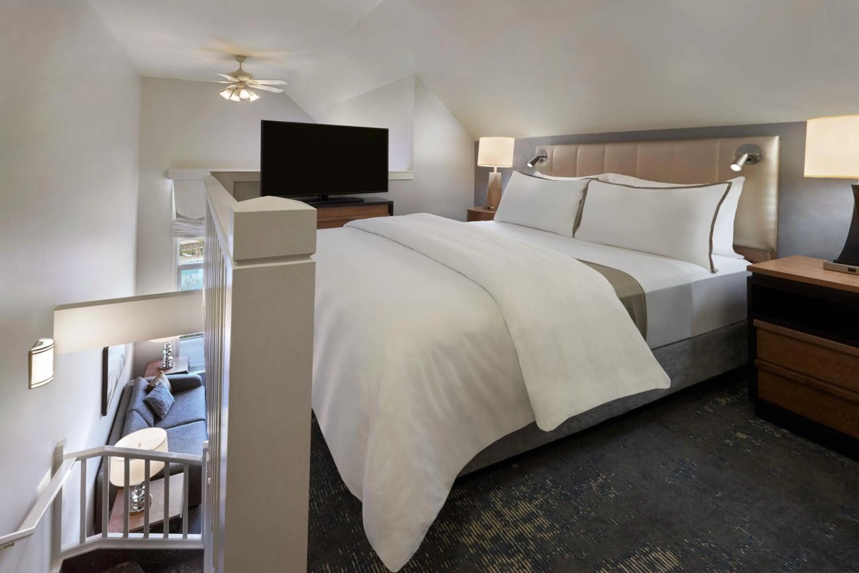 Bedroom, Bed in The Westin Trillium House, Blue Mountain