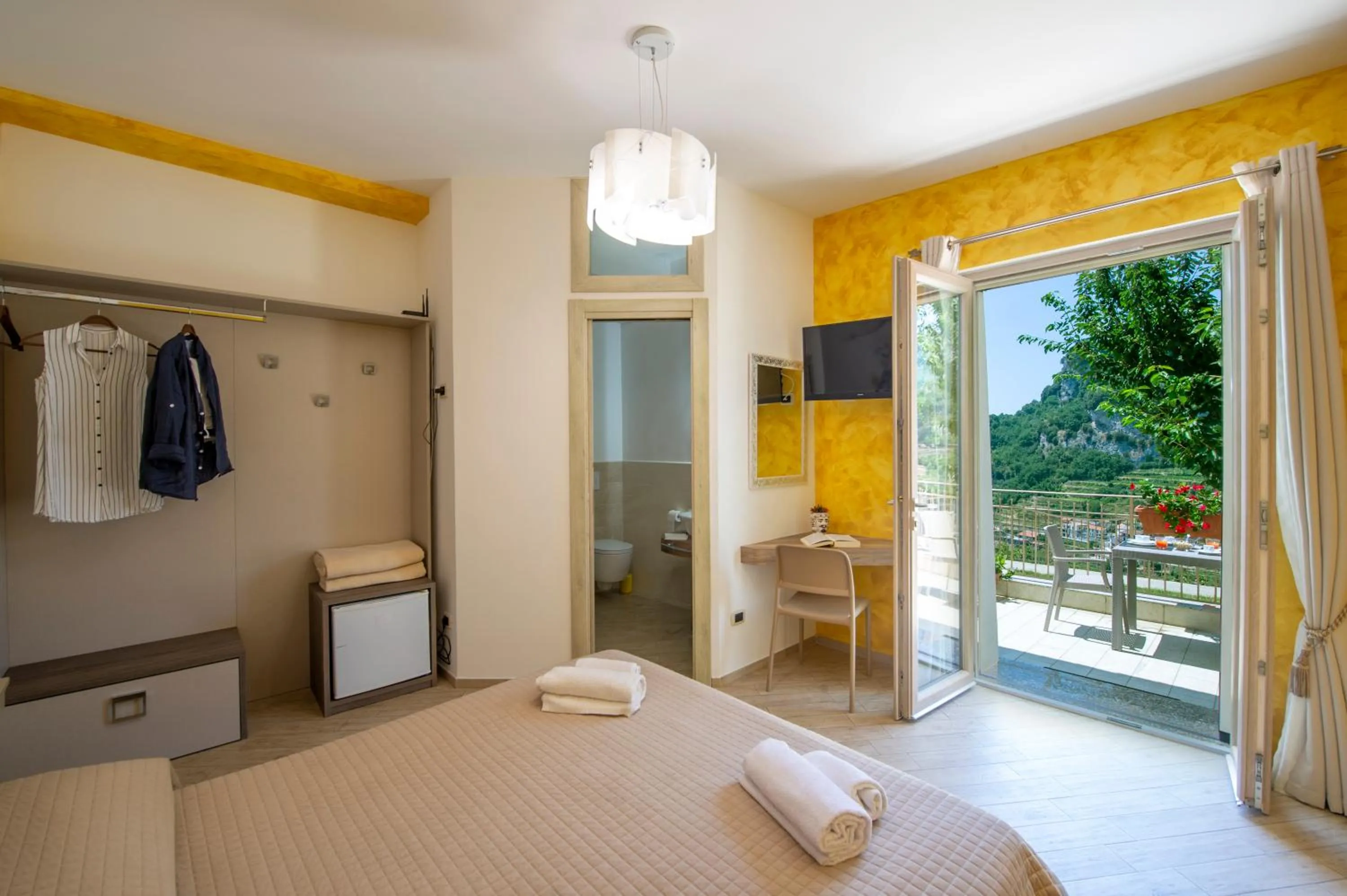 Photo of the whole room, Bed in B&B Casanova