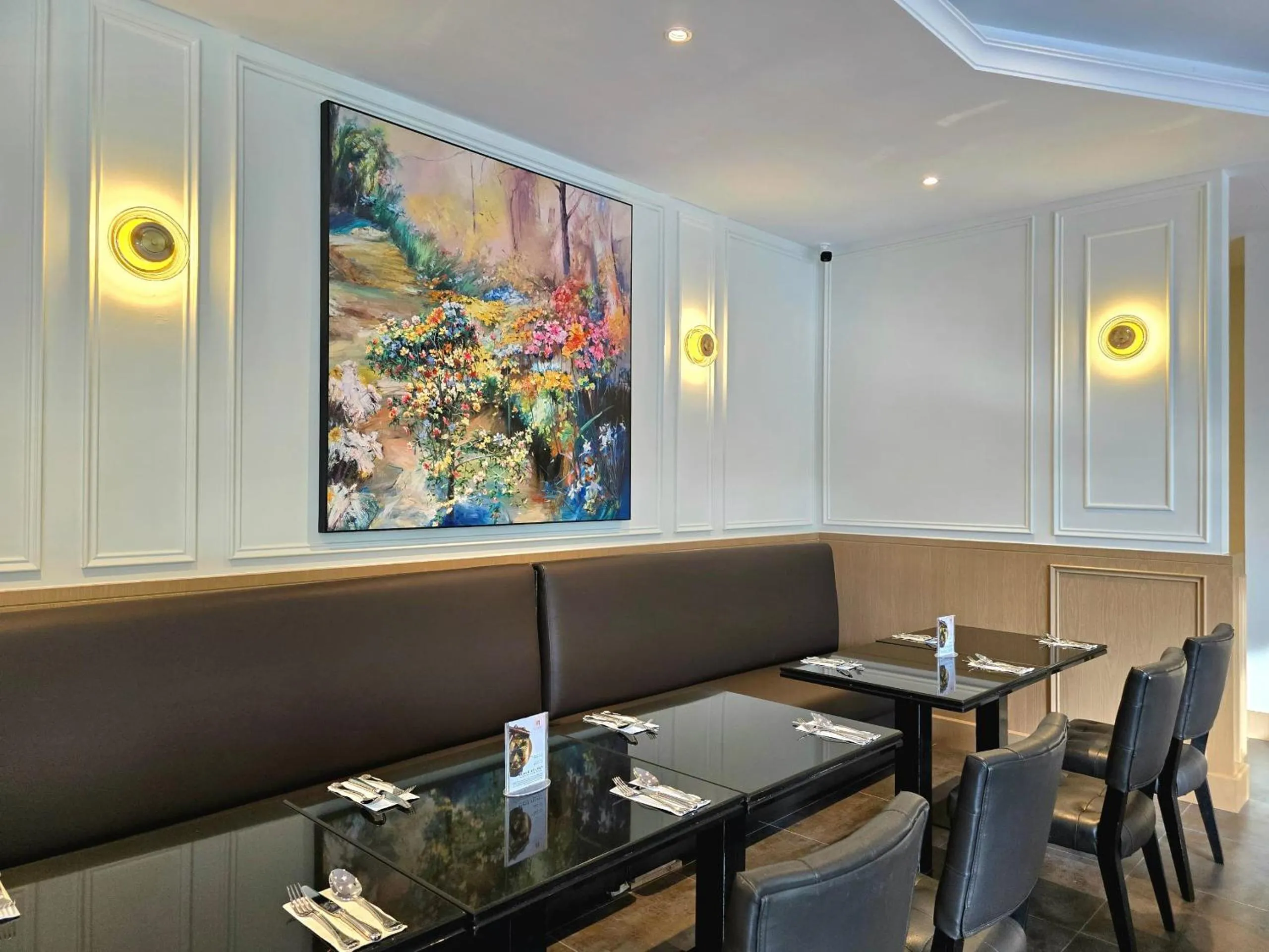 Restaurant/places to eat in The Palace Hotel Kota Kinabalu