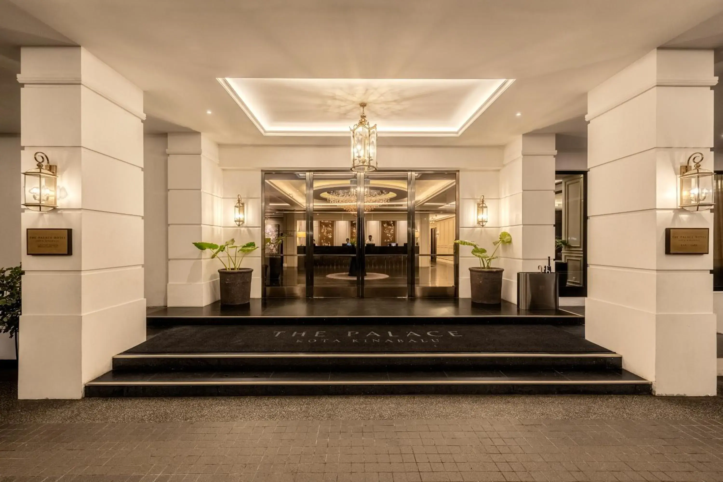 Facade/entrance in The Palace Hotel Kota Kinabalu Facade/entrance in The Palace Hotel Kota Kinabalu