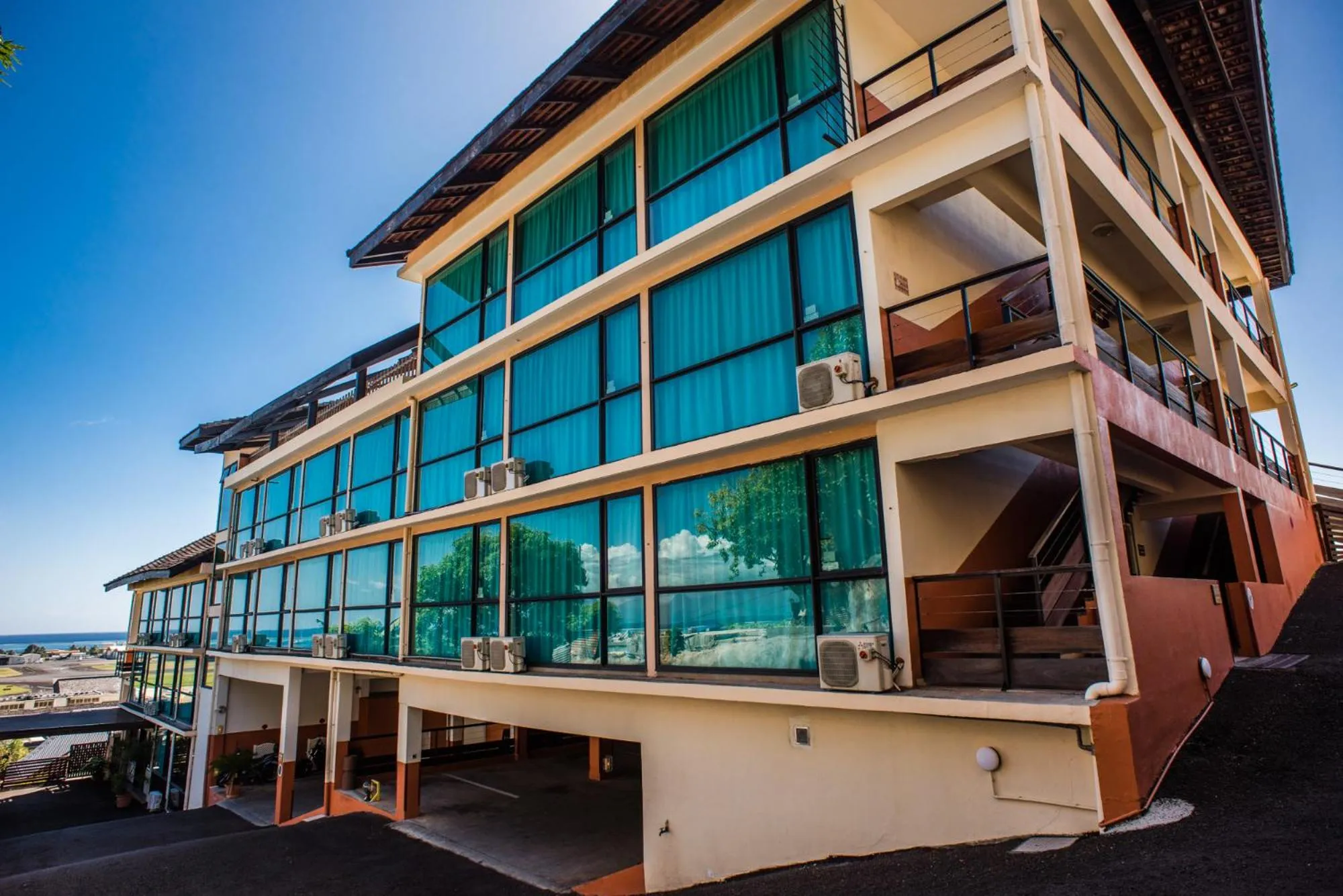 Tahiti Airport Motel