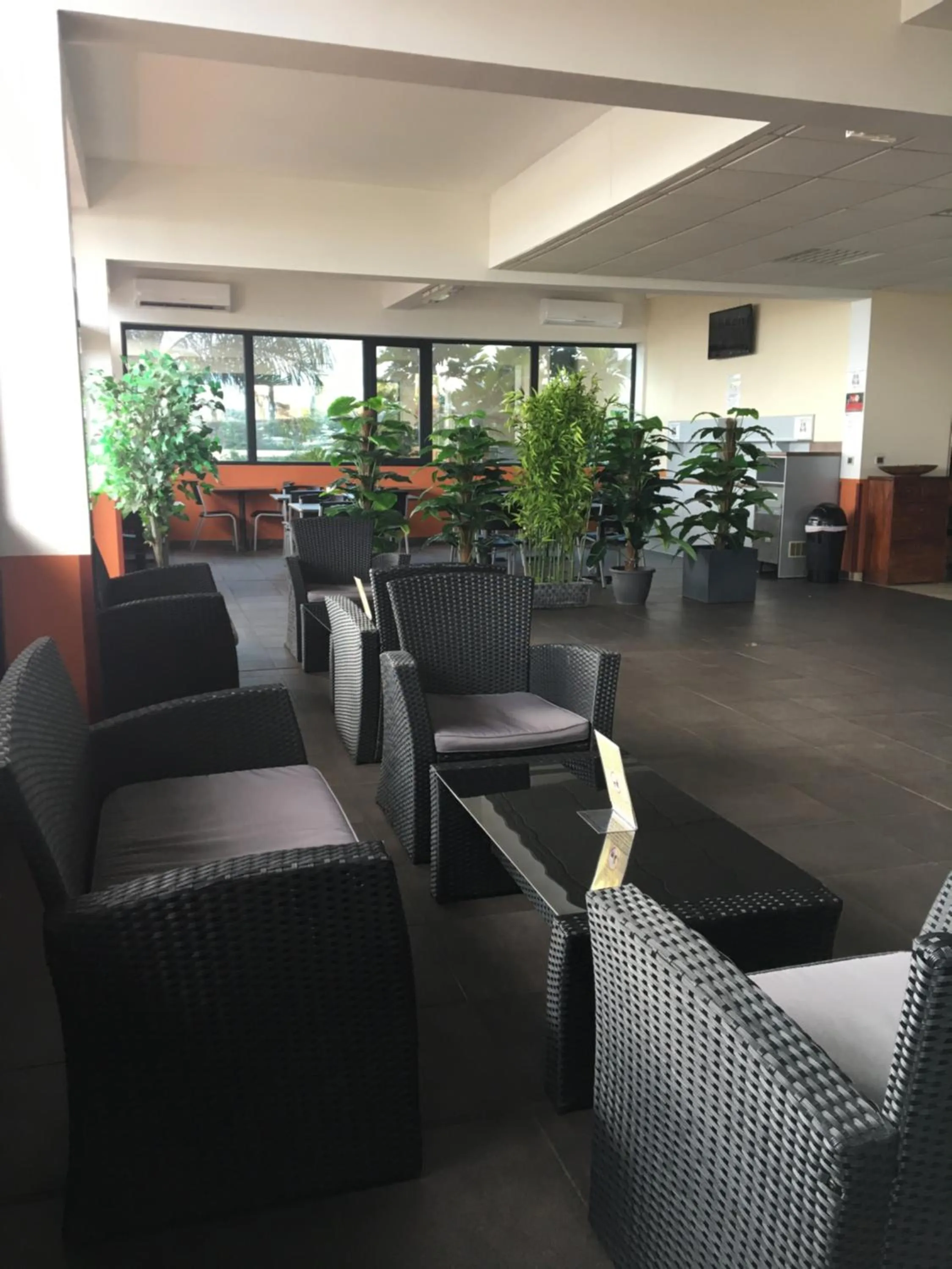Lobby or reception in Tahiti Airport Motel