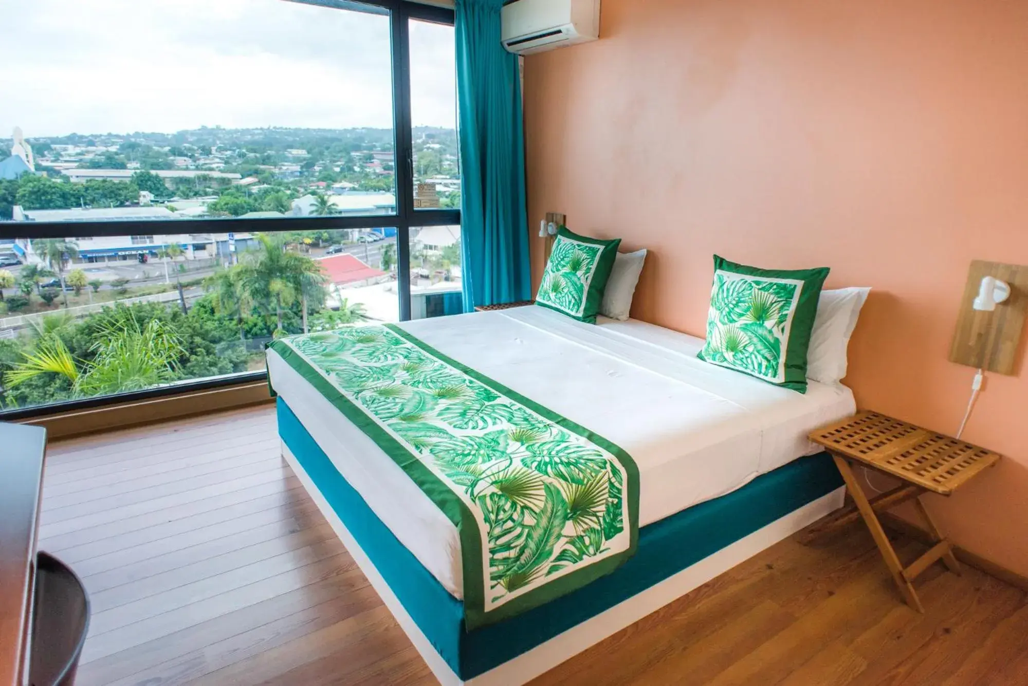 Photo of the whole room, Bed in Tahiti Airport Motel Photo of the whole room, Bed in Tahiti Airport Motel