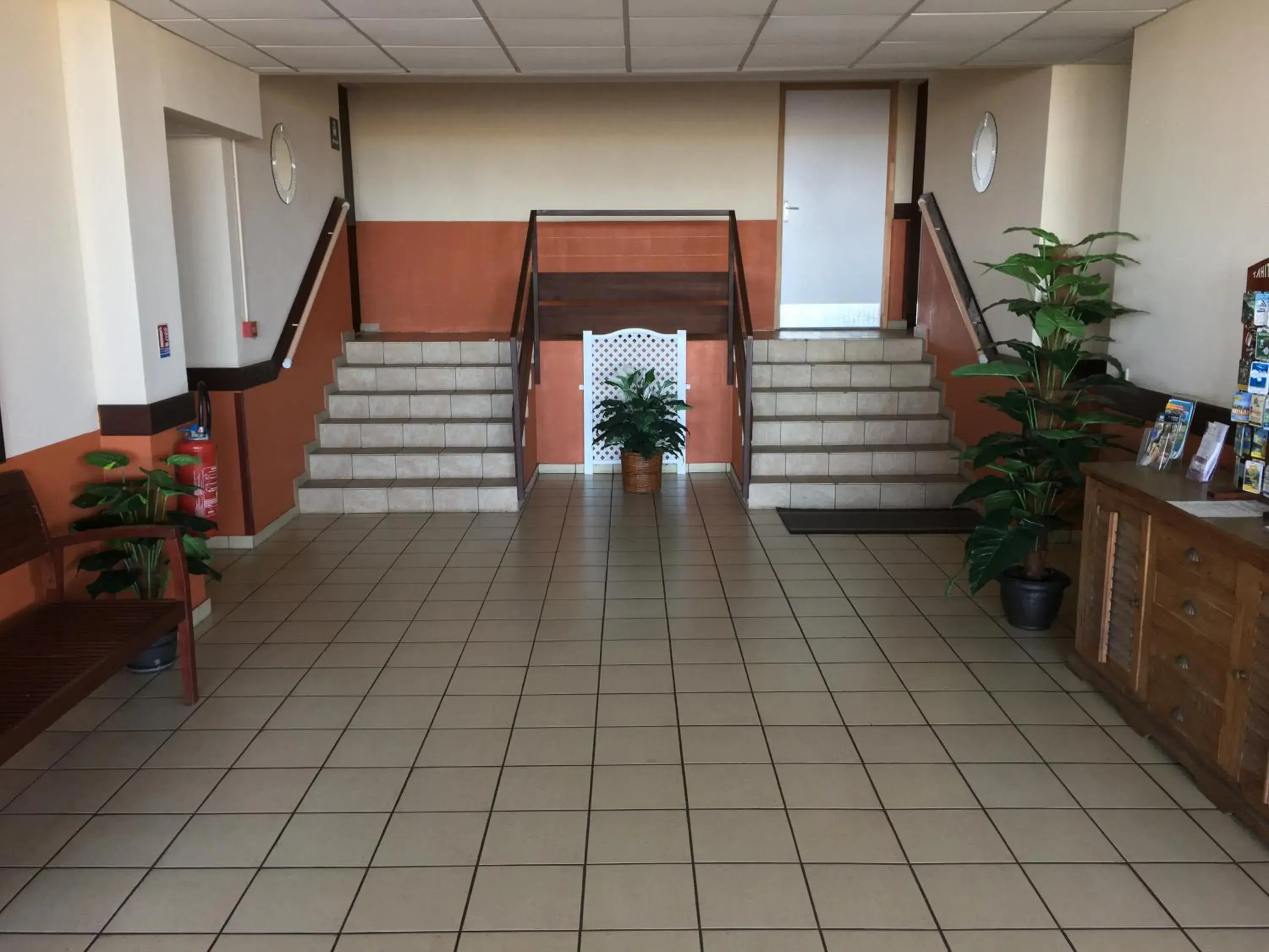 Property building in Tahiti Airport Motel Property building in Tahiti Airport Motel