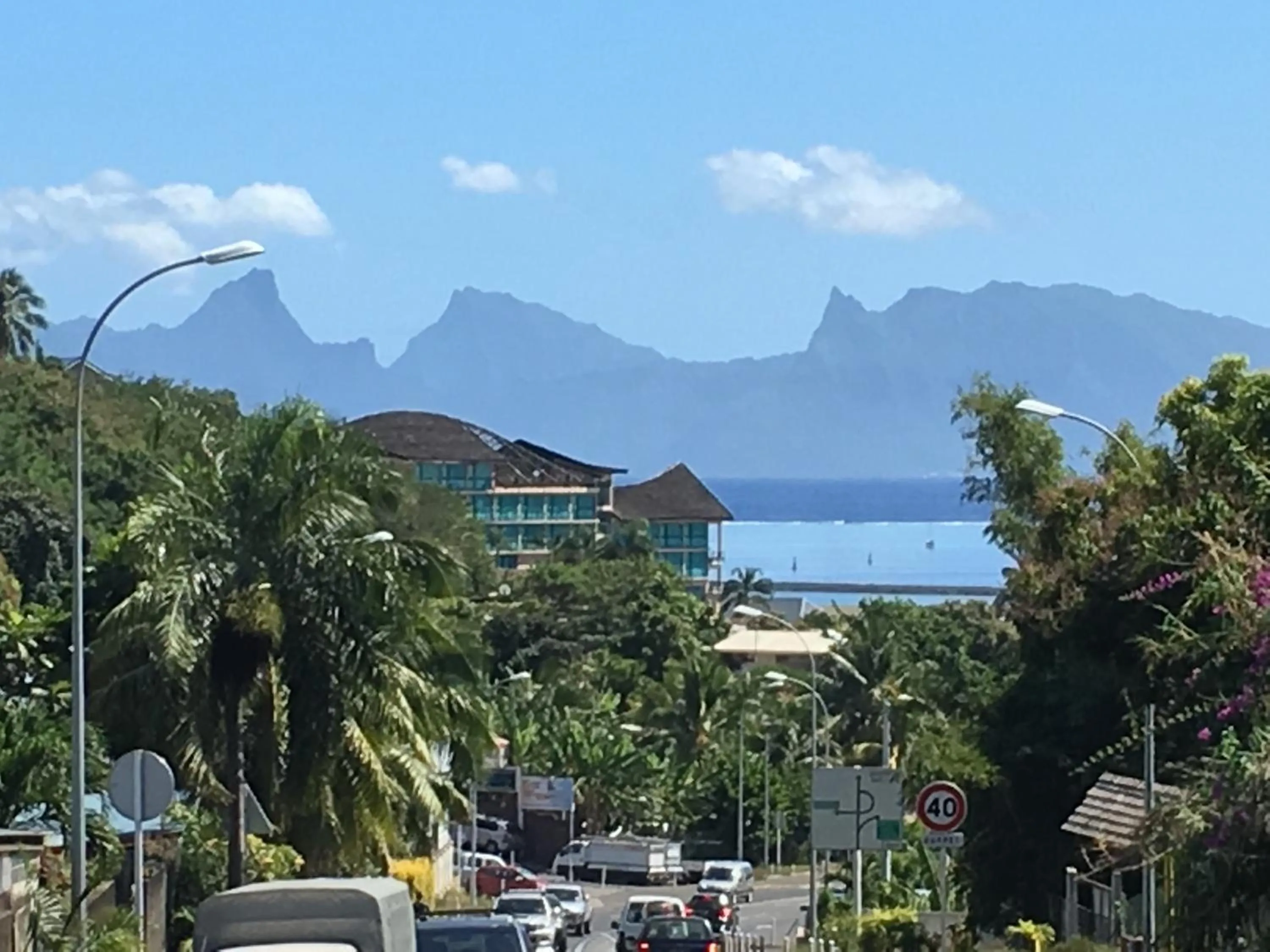 Facade/entrance in Tahiti Airport Motel