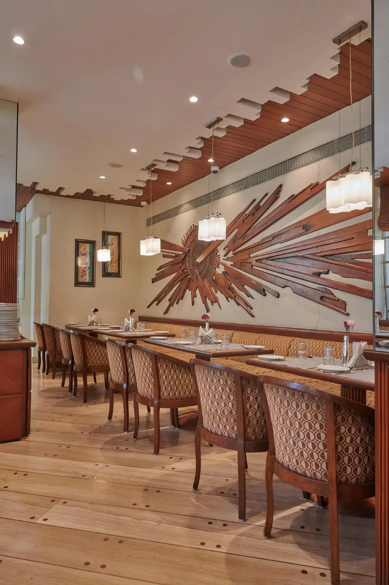 Restaurant/places to eat in Hotel Residency Andheri Restaurant/places to eat in Hotel Residency Andheri