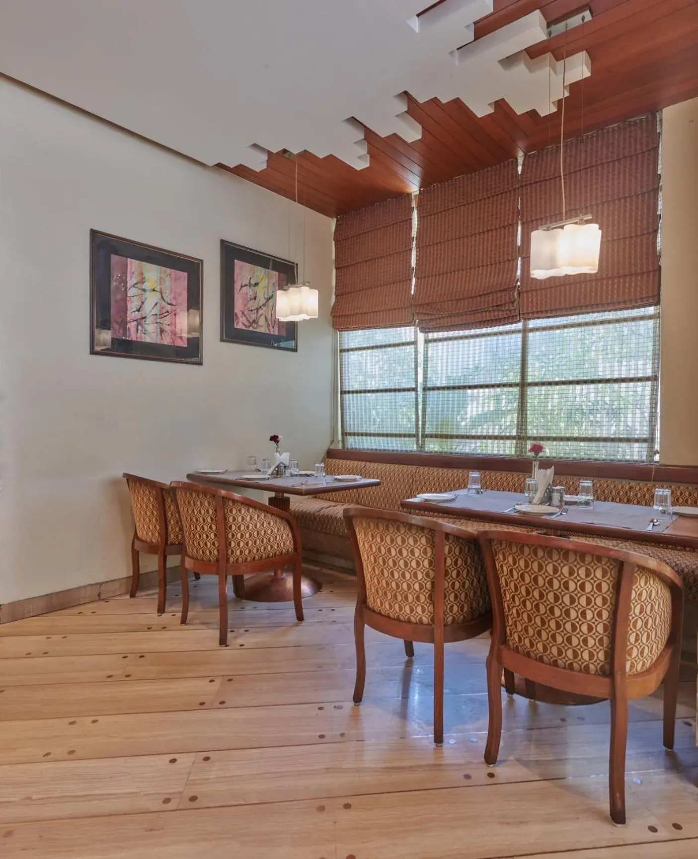 Restaurant/places to eat in Hotel Residency Andheri Restaurant/places to eat in Hotel Residency Andheri