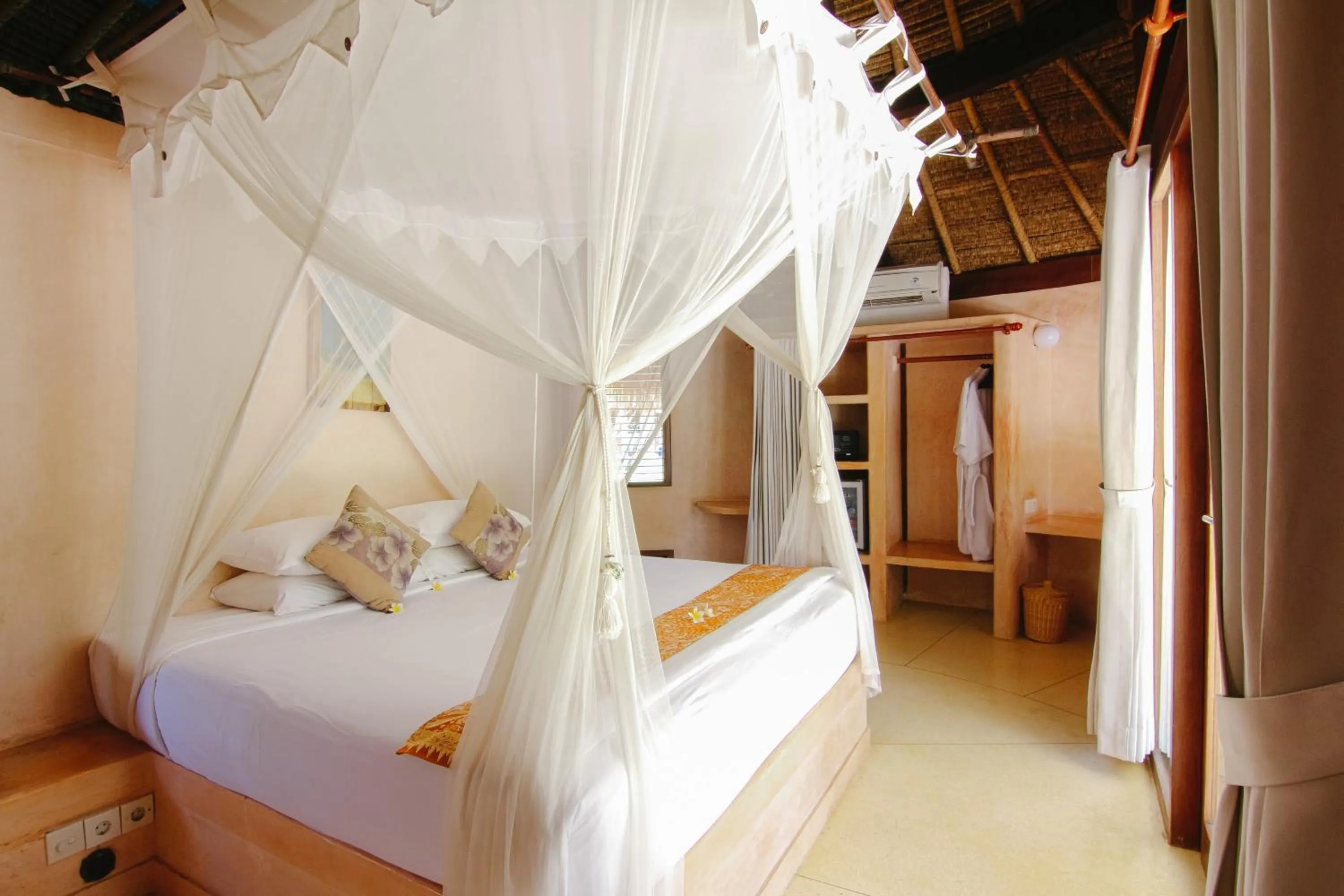 Bedroom, Bed in Le Nusa Beach Club