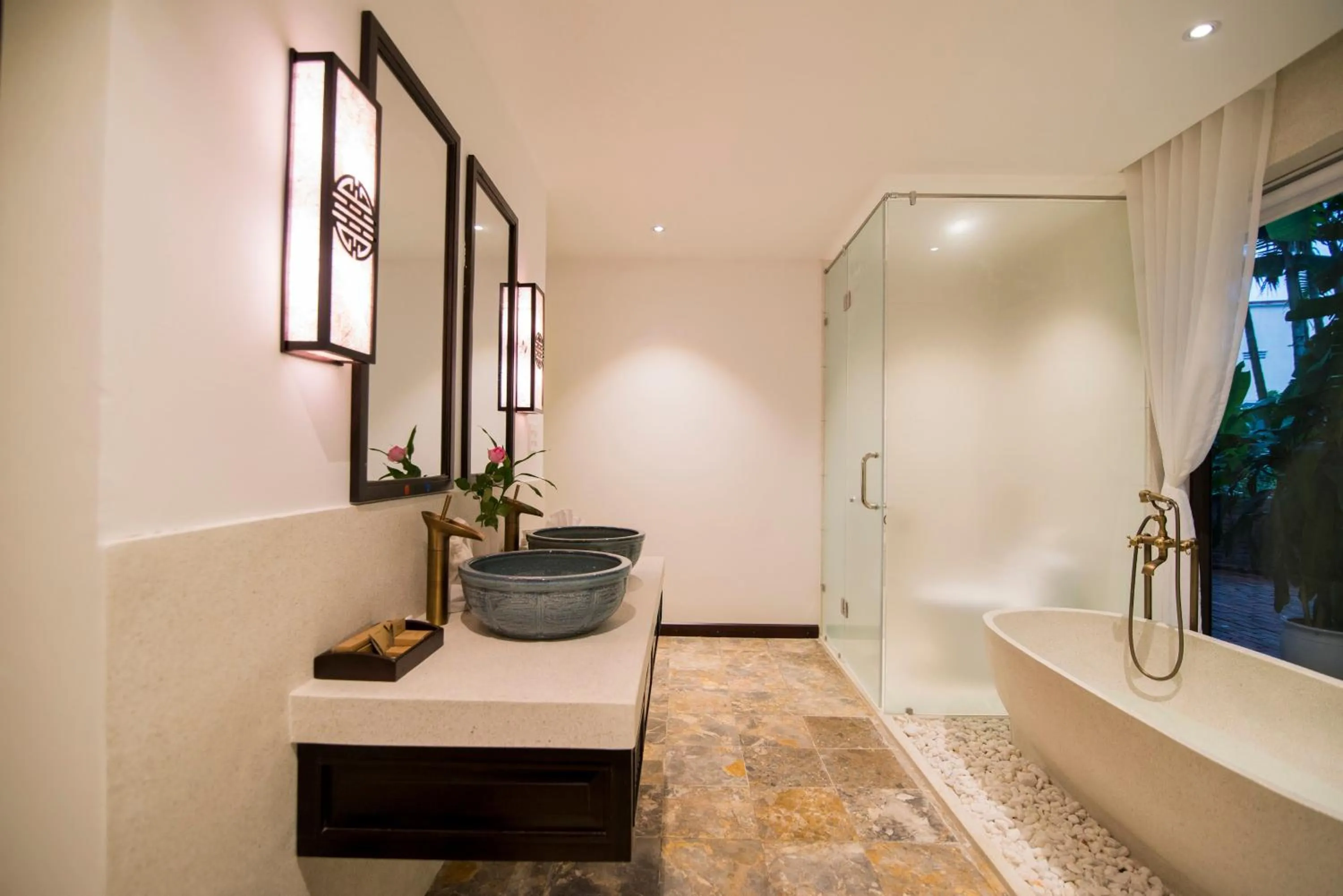 Toilet in Hoi An Ancient House Resort & Spa