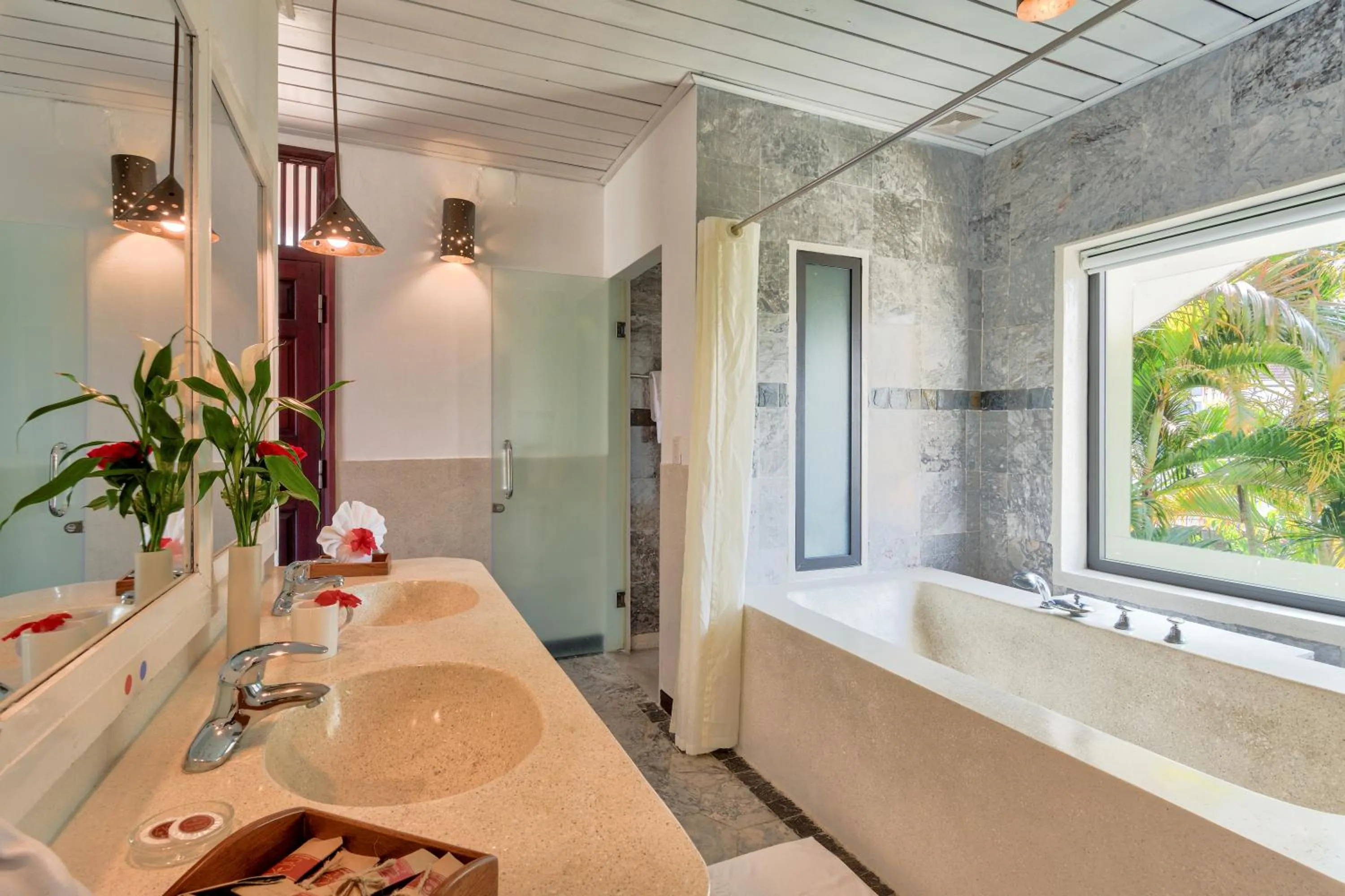 Bathroom in Hoi An Ancient House Resort & Spa