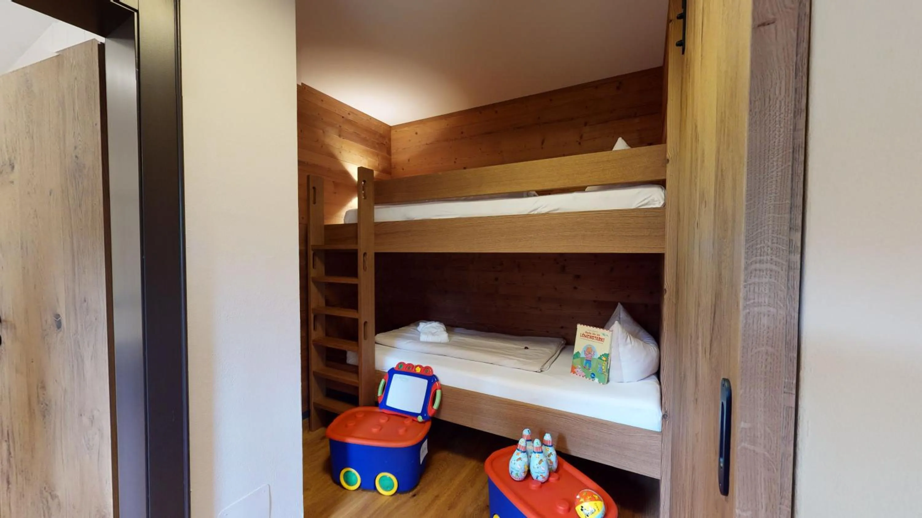 Bedroom, Bed in Hotel Babymio