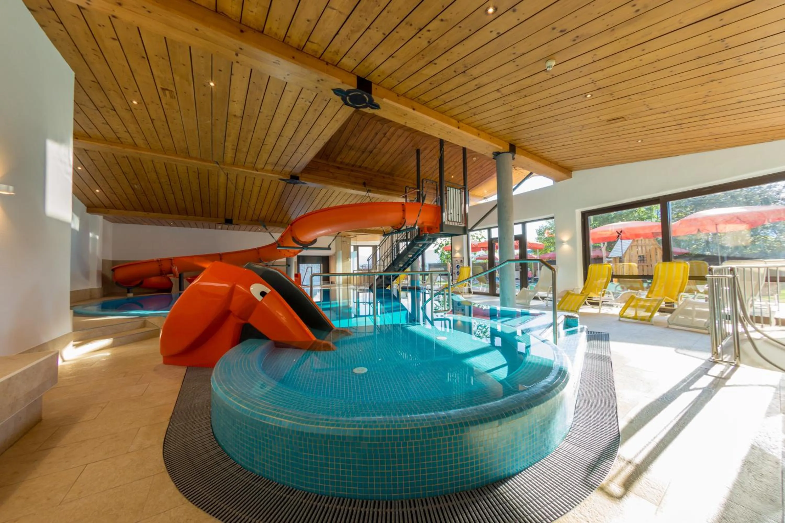 Swimming pool in Hotel Babymio
