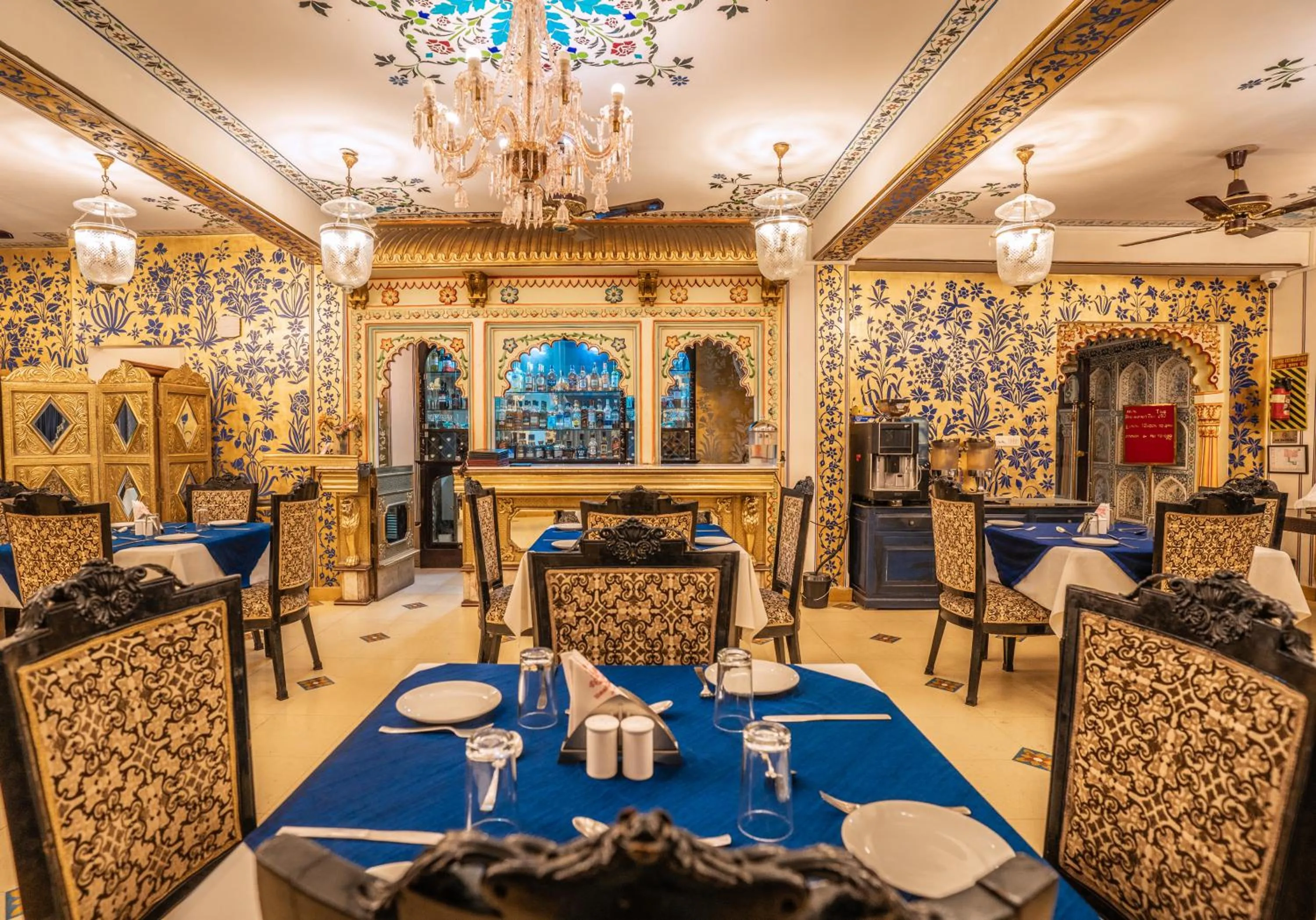 Restaurant/places to eat in Umaid Bhawan - A Heritage Style Boutique Hotel