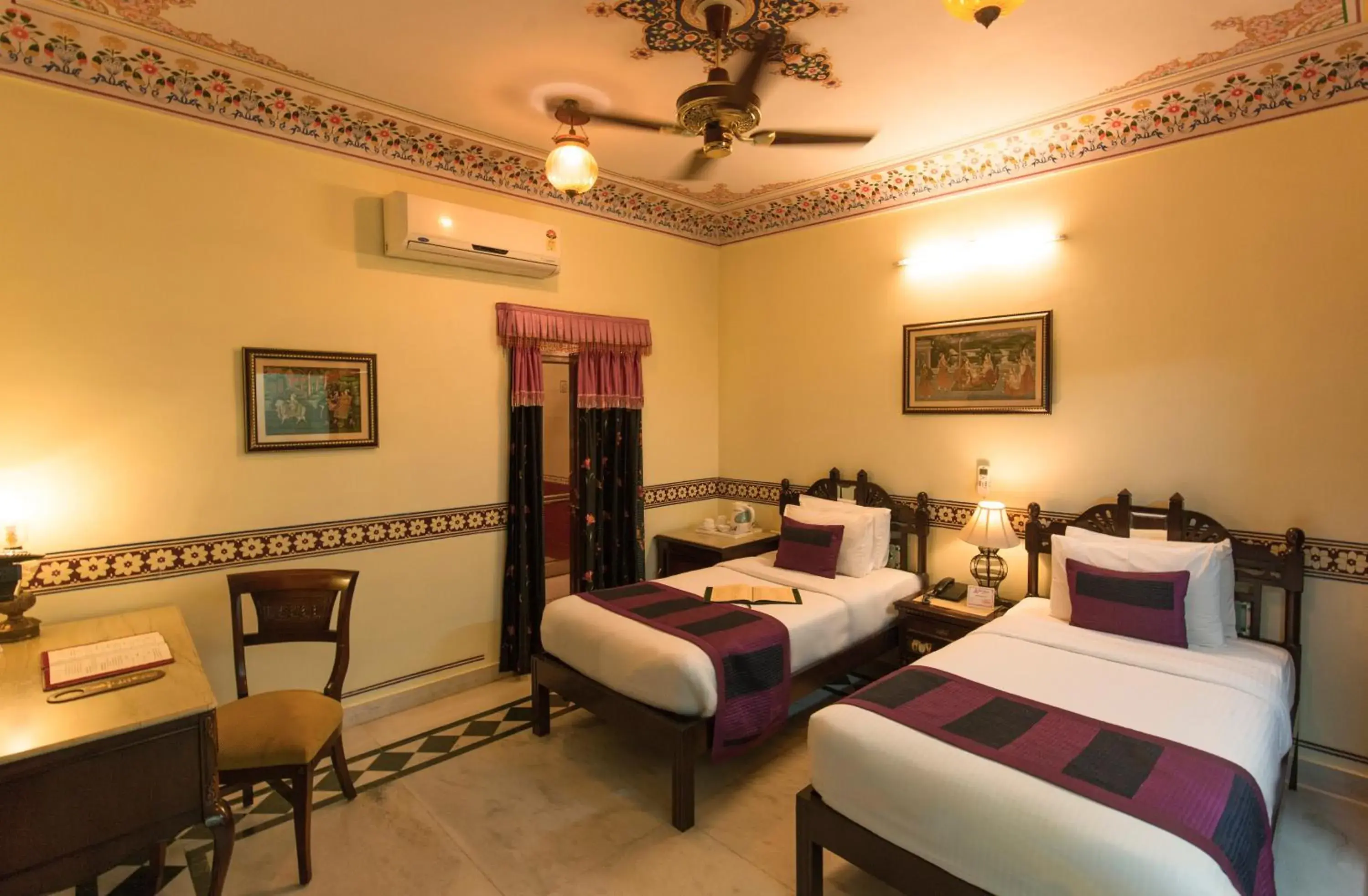 Bedroom, Bed in Umaid Bhawan - A Heritage Style Boutique Hotel Bedroom, Bed in Umaid Bhawan - A Heritage Style Boutique Hotel