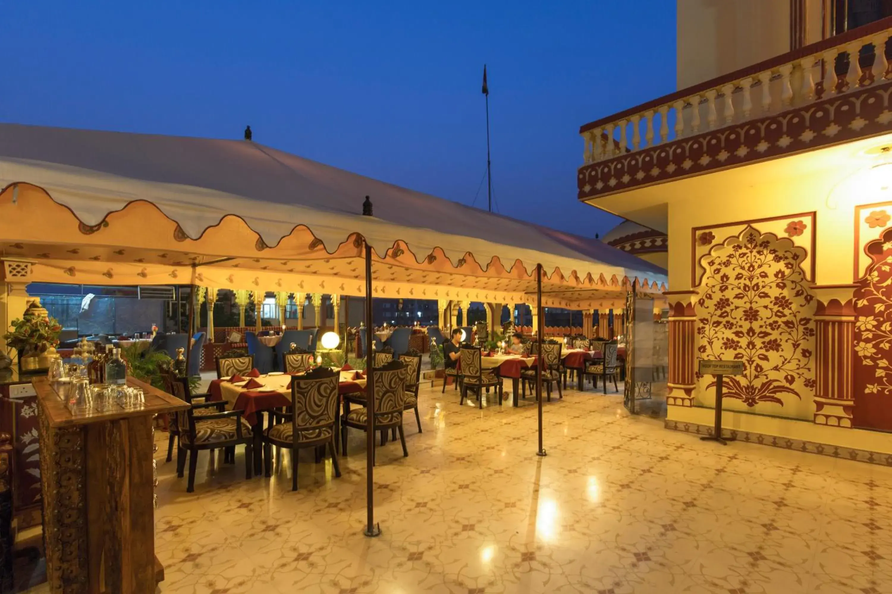 Restaurant/places to eat in Umaid Bhawan - A Heritage Style Boutique Hotel Restaurant/places to eat in Umaid Bhawan - A Heritage Style Boutique Hotel