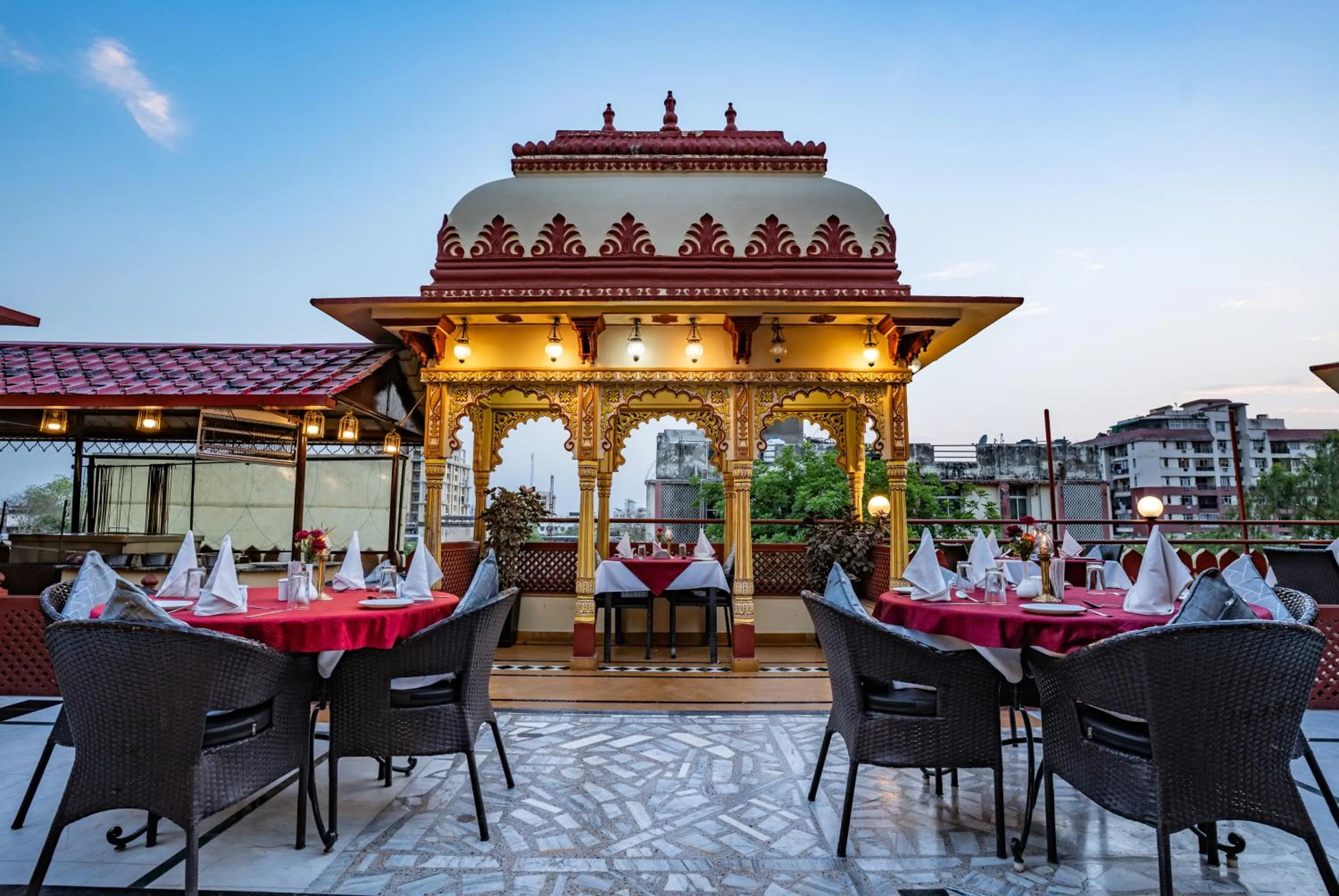 Restaurant/places to eat in Umaid Bhawan - A Heritage Style Boutique Hotel