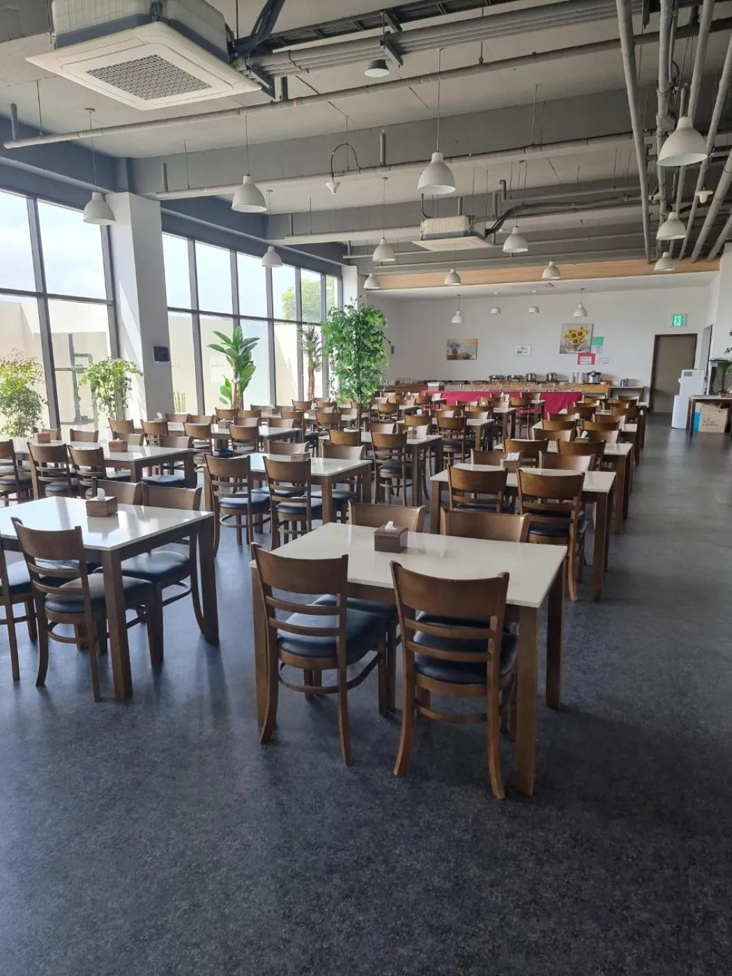 Restaurant/places to eat in Jeju In Hotel