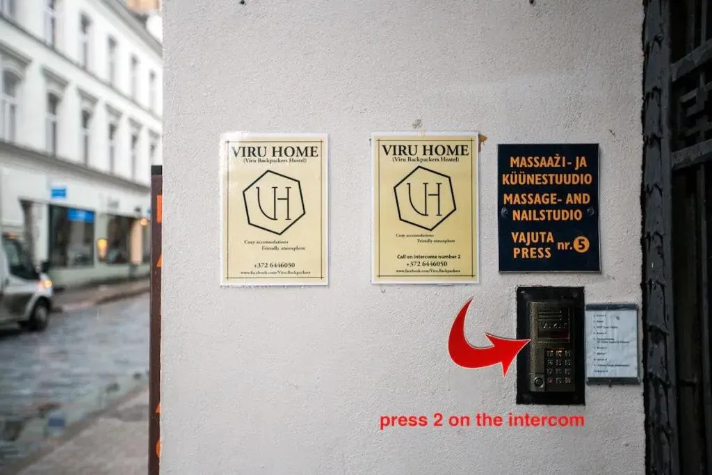 Logo/Certificate/Sign in Viru Backpackers Hostel