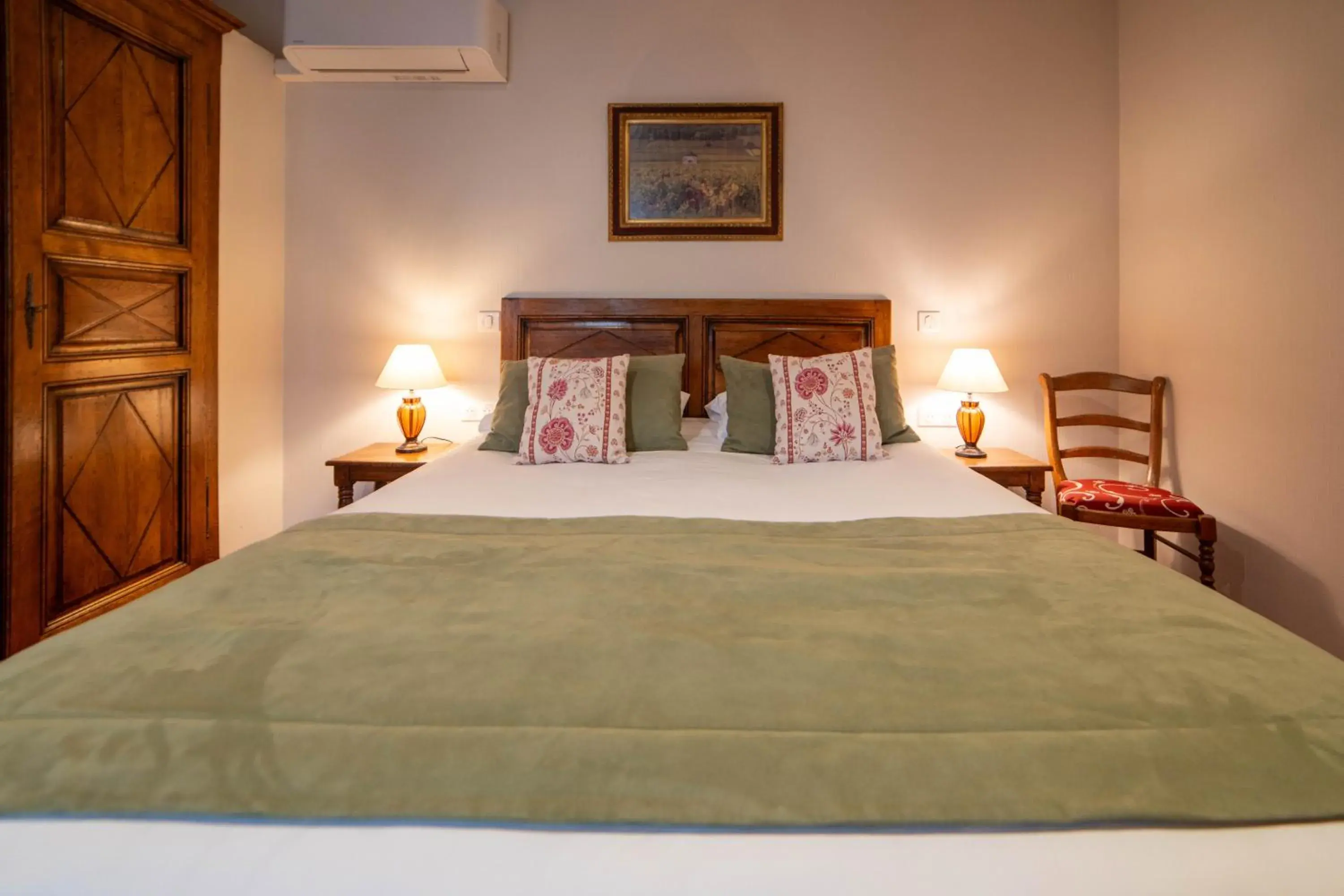 Bed in Hôtel Wilson - Teritoria Bed in Hôtel Wilson - Teritoria