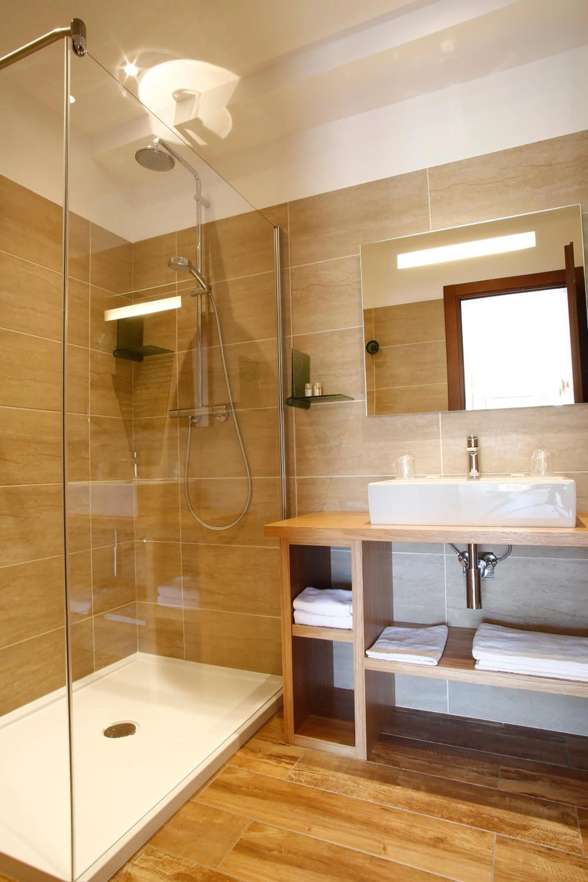 Bathroom in Hôtel Serenada