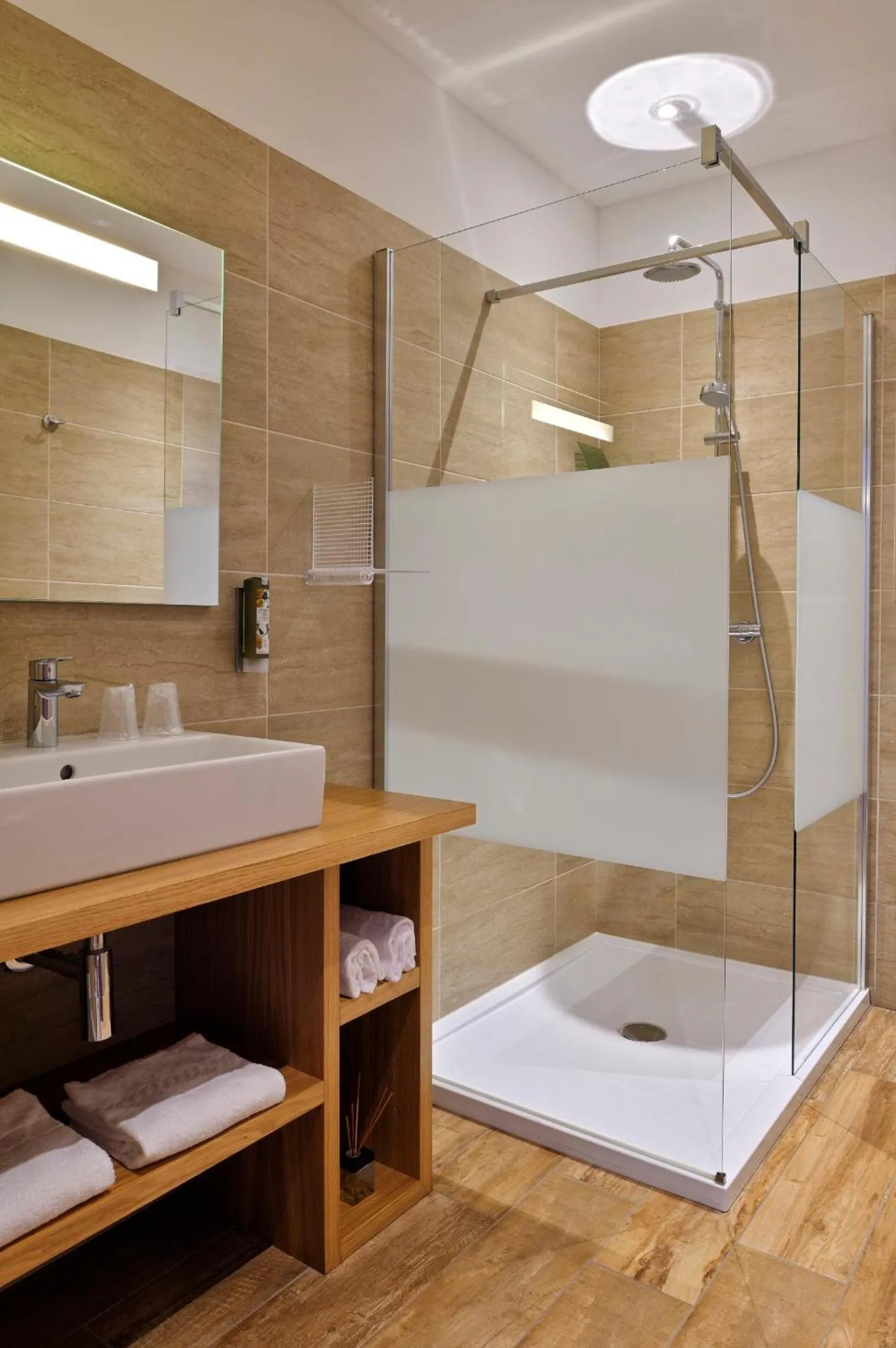 Bathroom in Hôtel Serenada