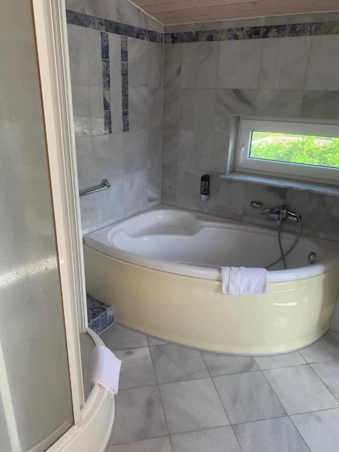 Bath in Seehotel Luisenhof