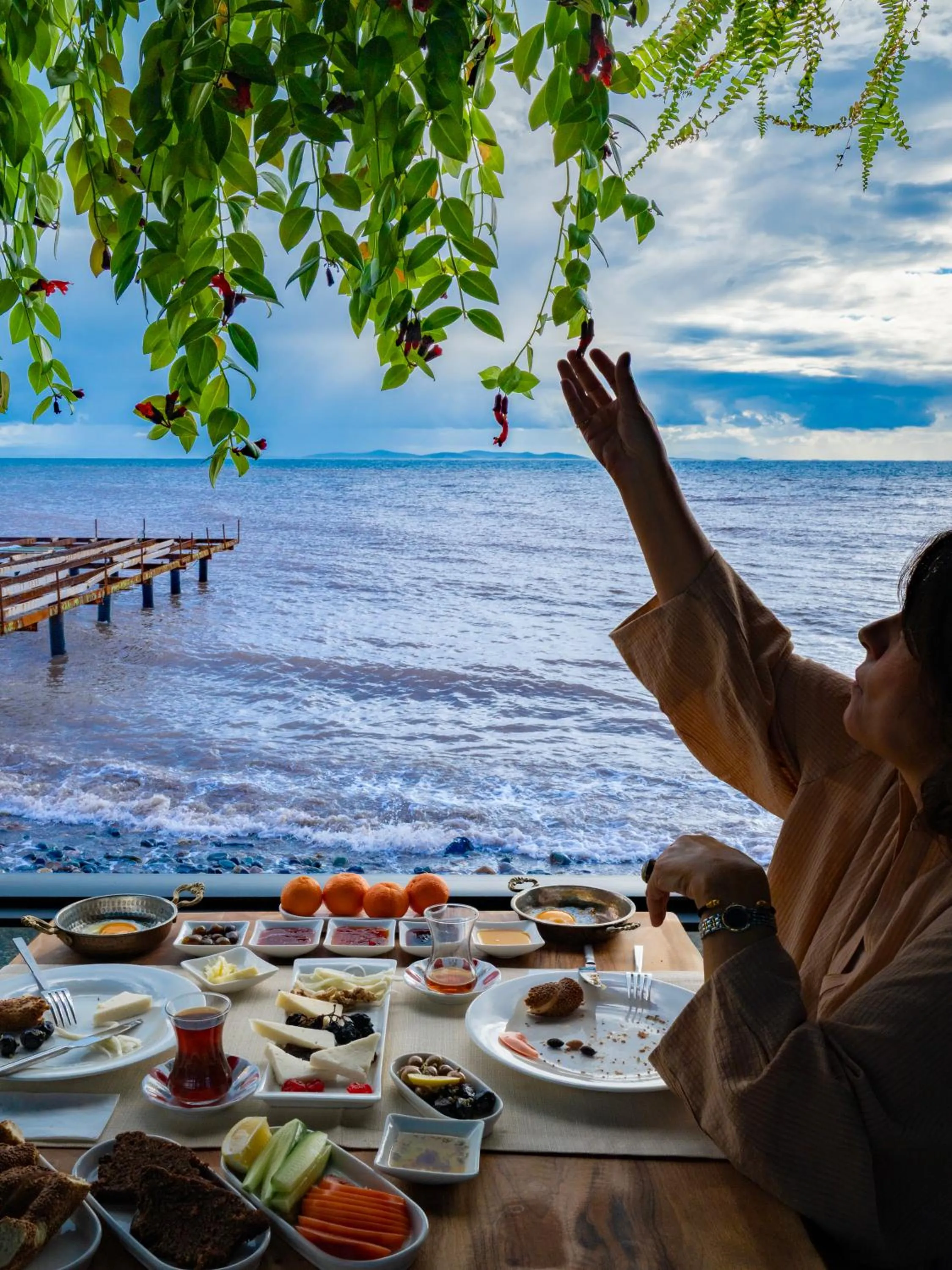 Restaurant/places to eat in Kayalar Blue Beach Hotel