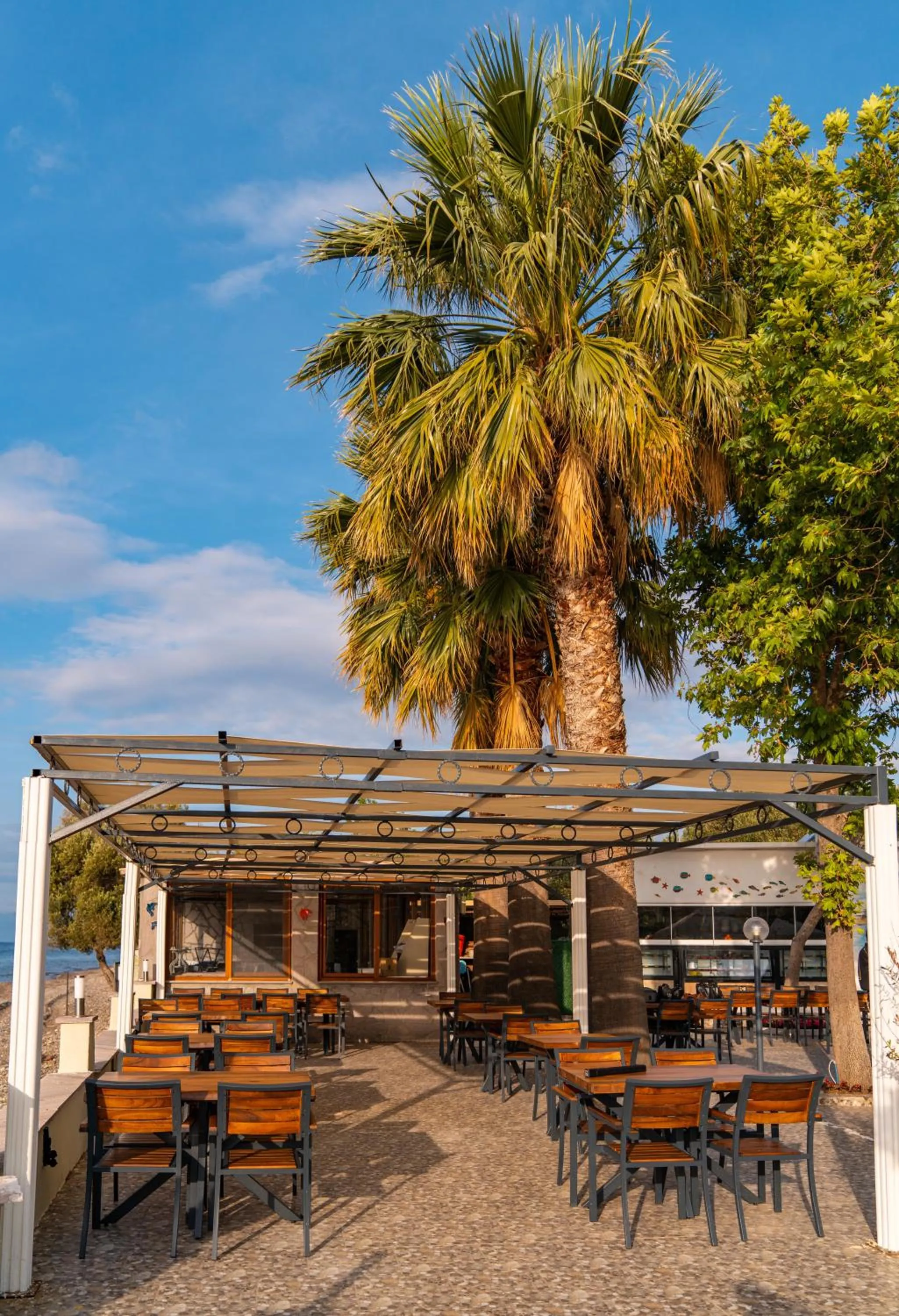 Restaurant/places to eat in Kayalar Blue Beach Hotel