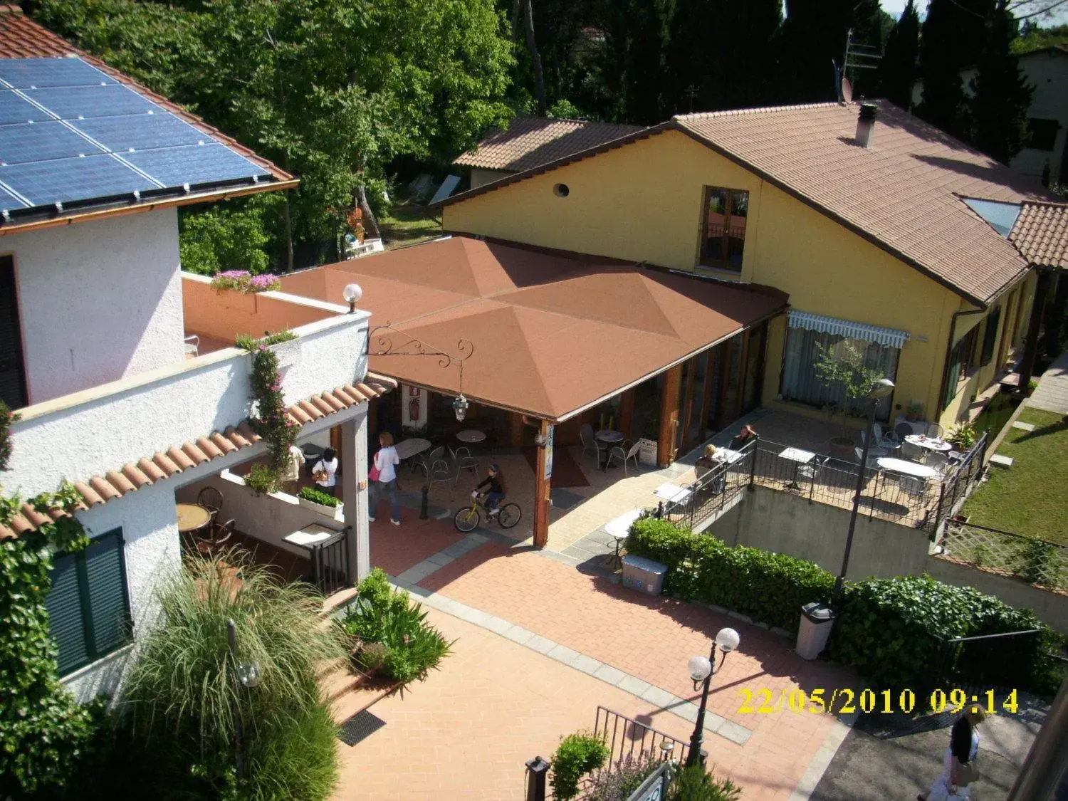 Patio, Bird's-eye View in Residence Al Lago