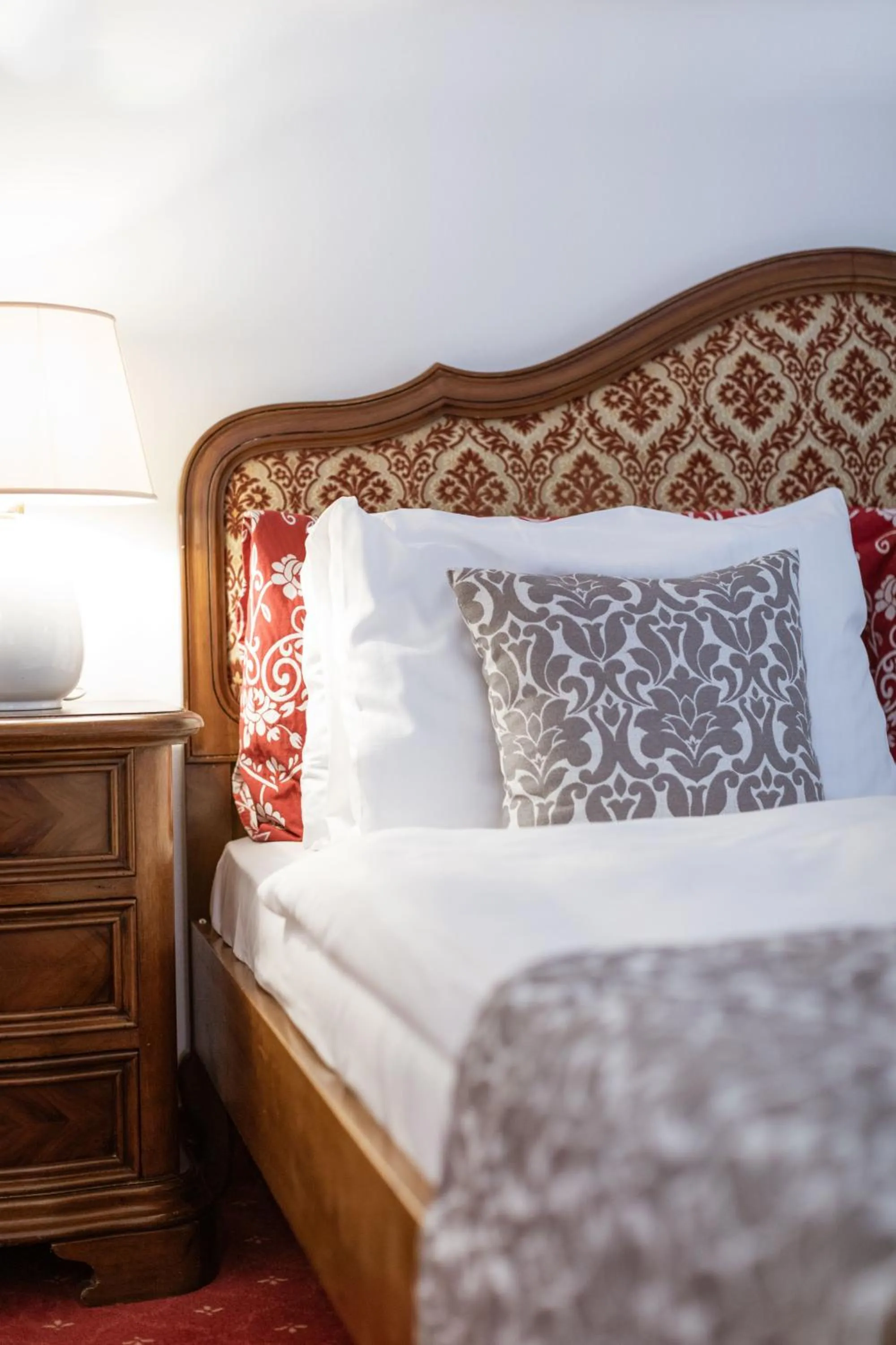 Bed in Hotel Castel Rundegg (Adults Only)