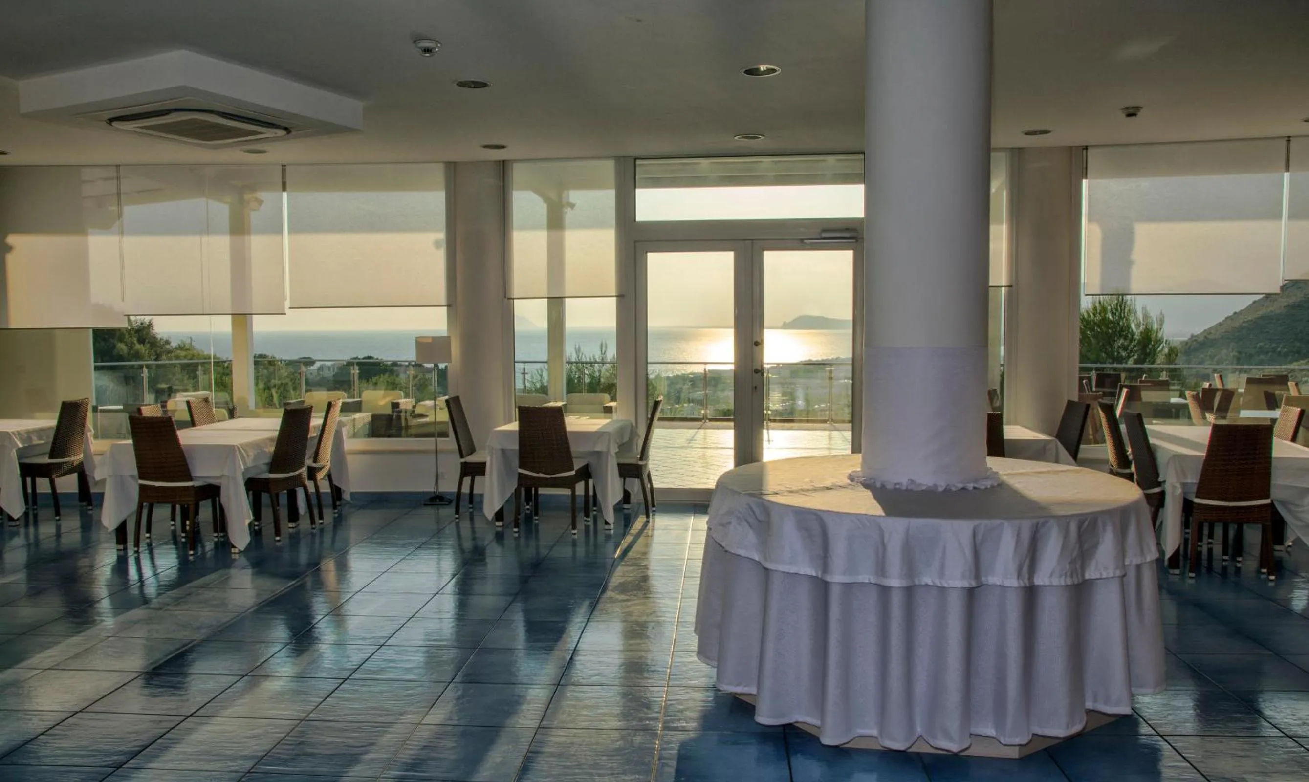 Moresco Park Hotel