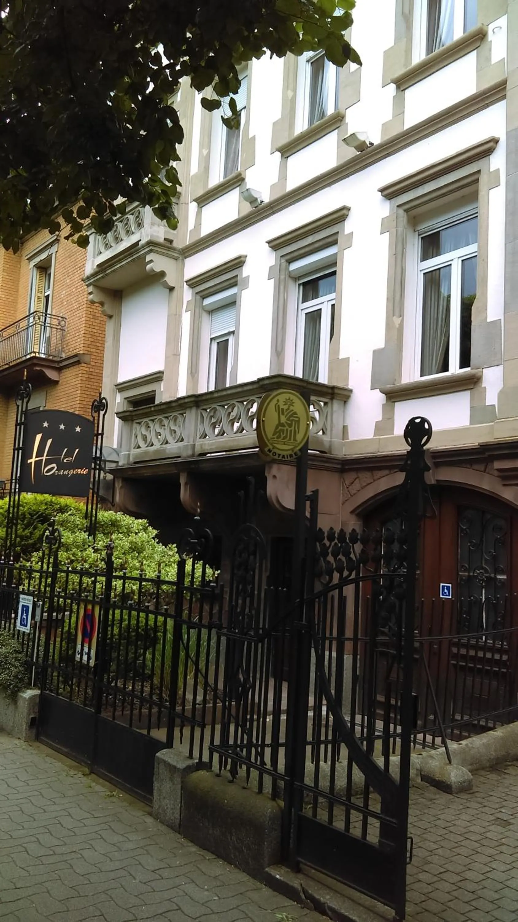 Property building in Hotel de l'Orangerie