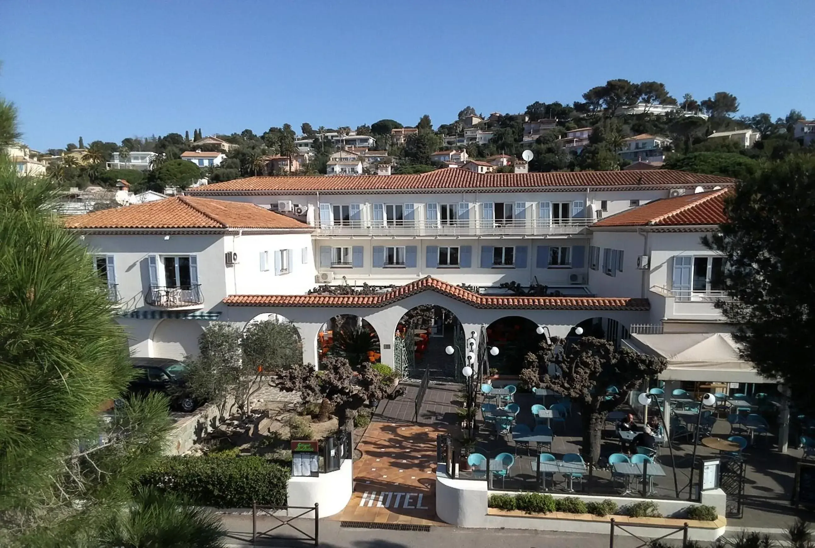 Hotel Le Provencal LogisHotels Hotel Le Provencal LogisHotels