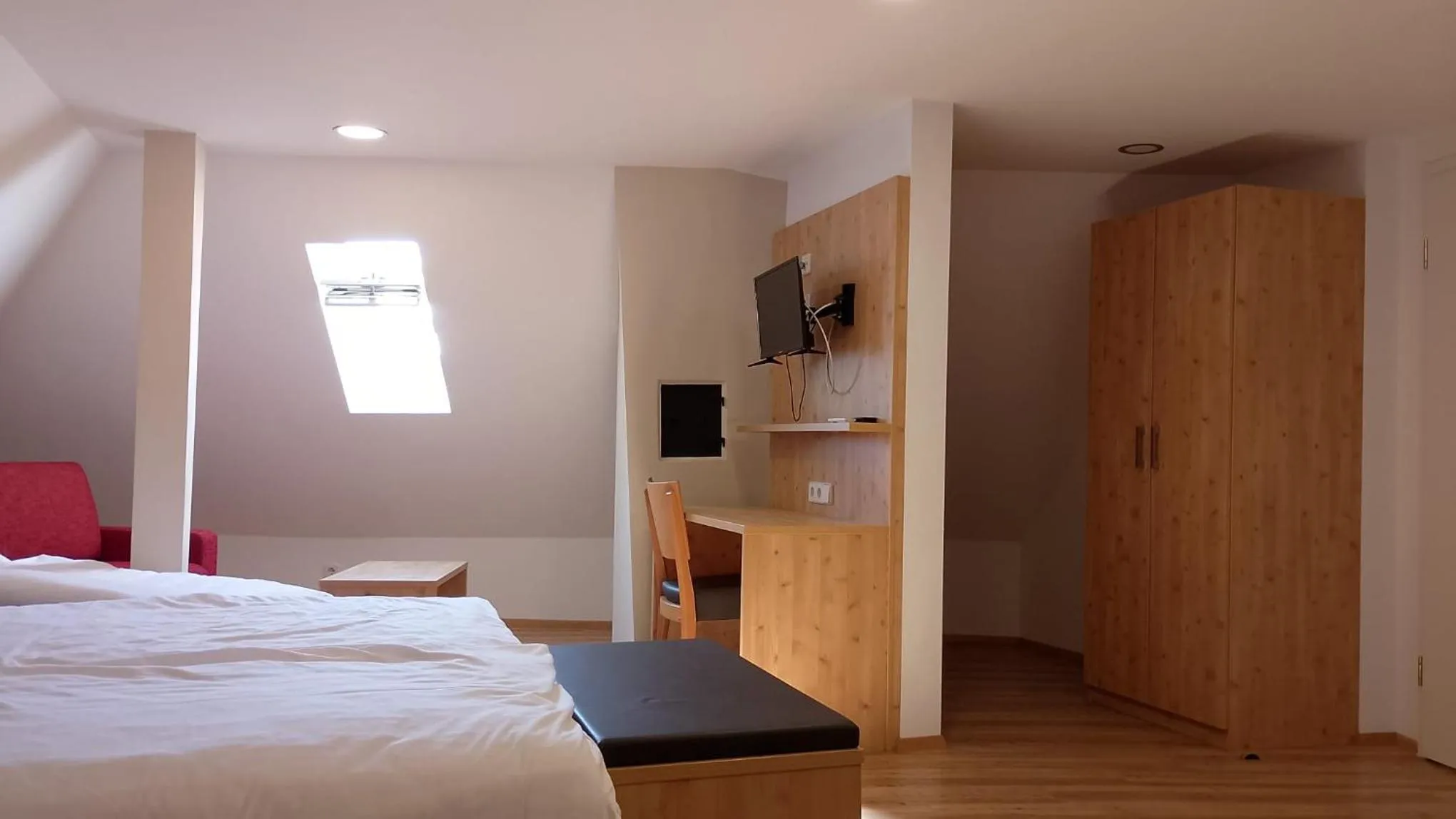 Bed in Hotel Zum Rebstock