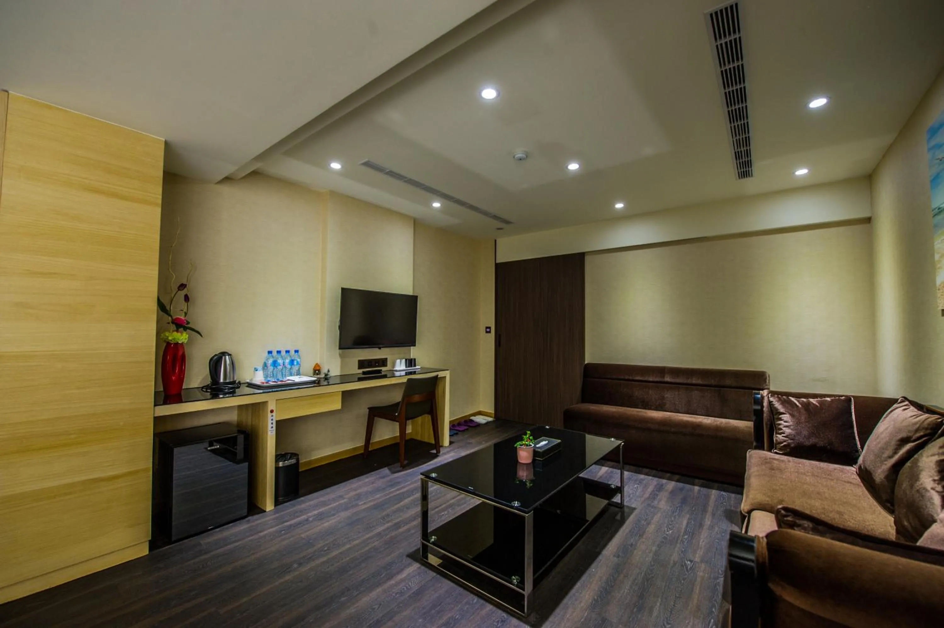 Red hotel